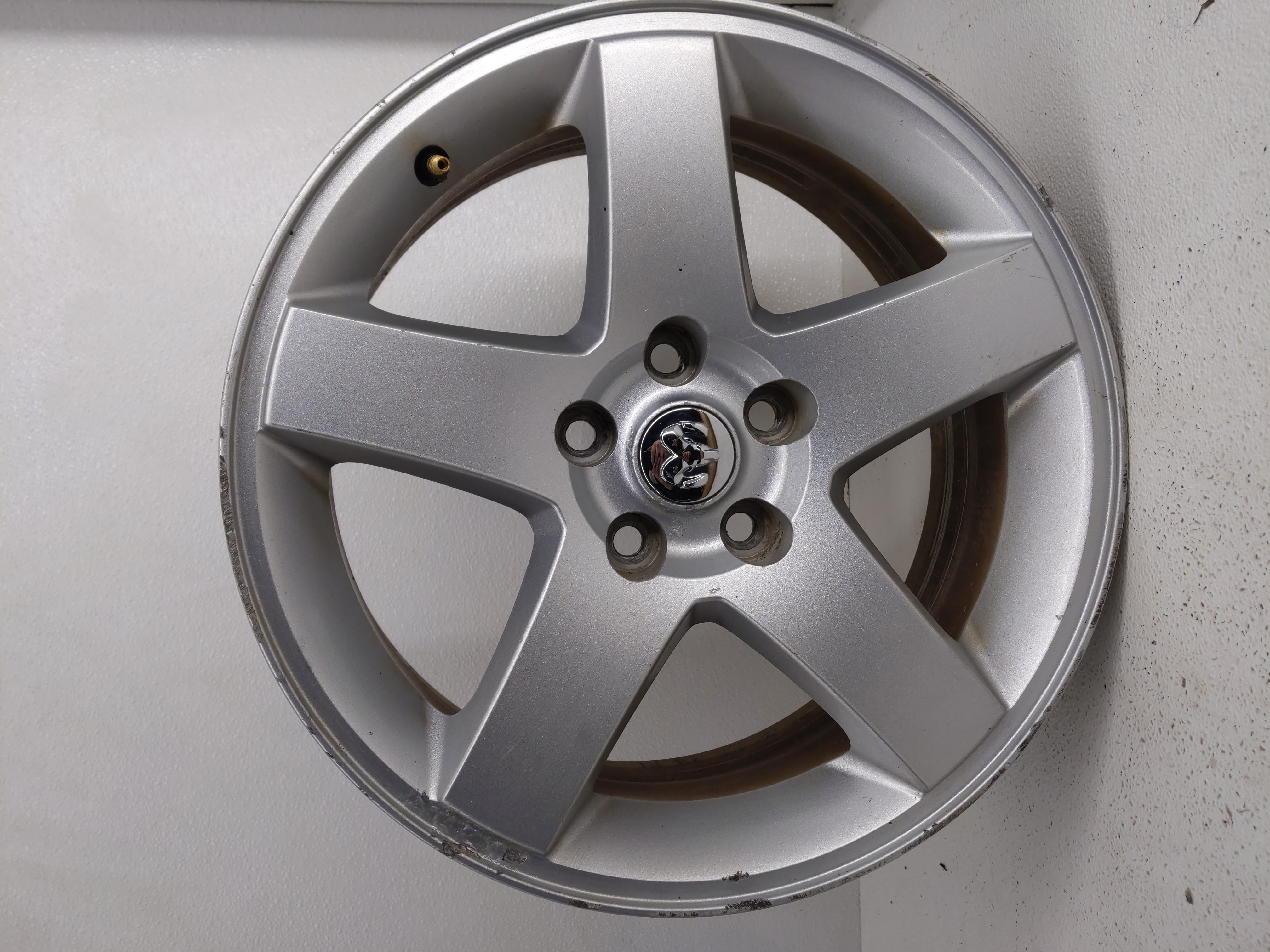 Picture of 2008-2010 Dodge Charger Wheel Rim Oem 779292