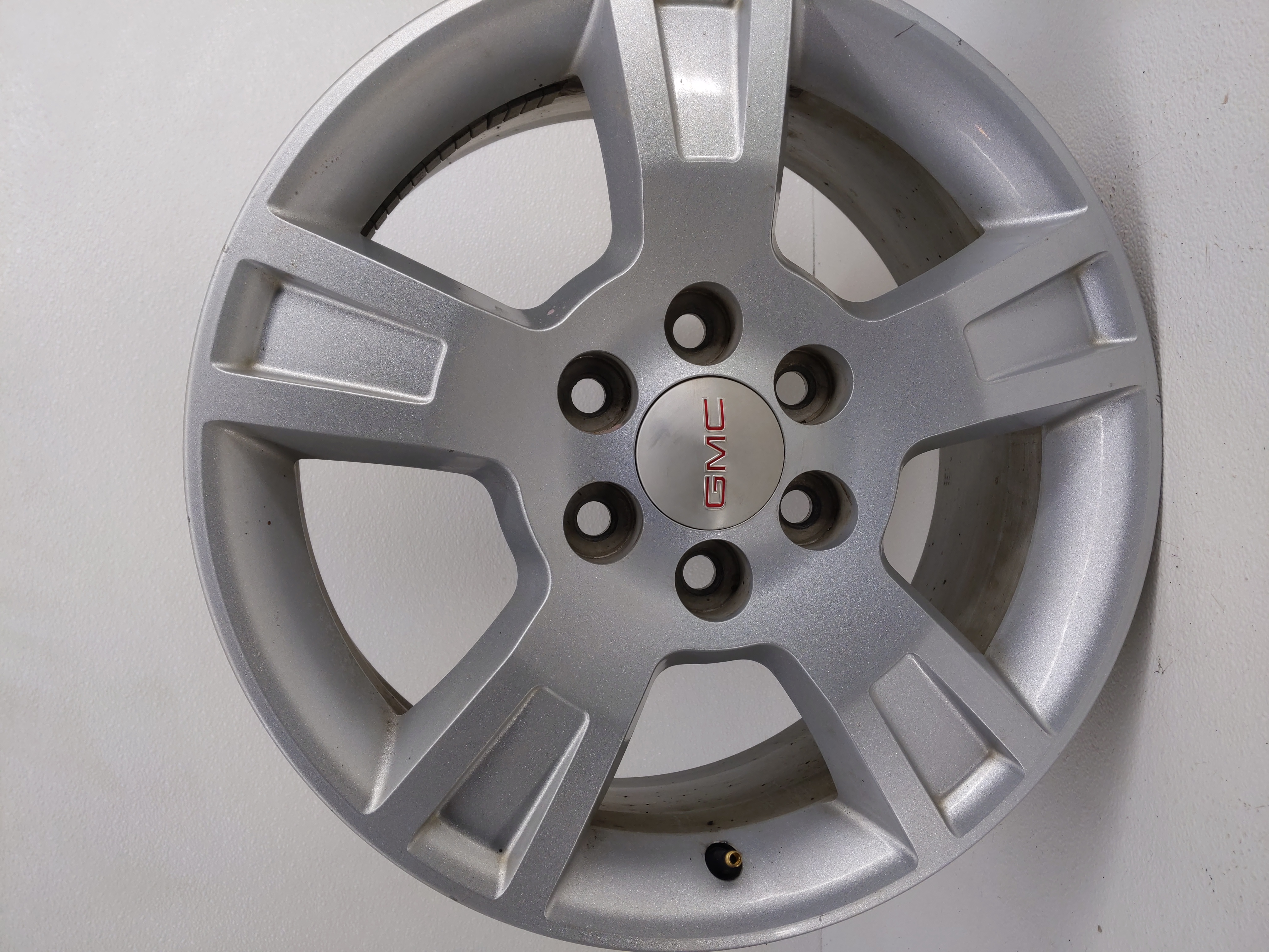 Picture of 2009-2012 Gmc Acadia Wheel Rim Oem 779660