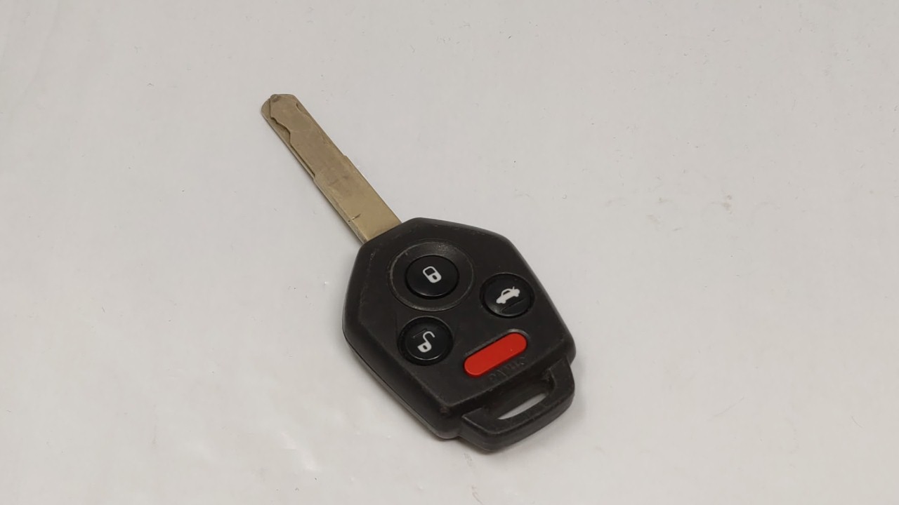 Picture of Subaru Keyless Entry Remote Cwtwbu766 4 Buttons 78579