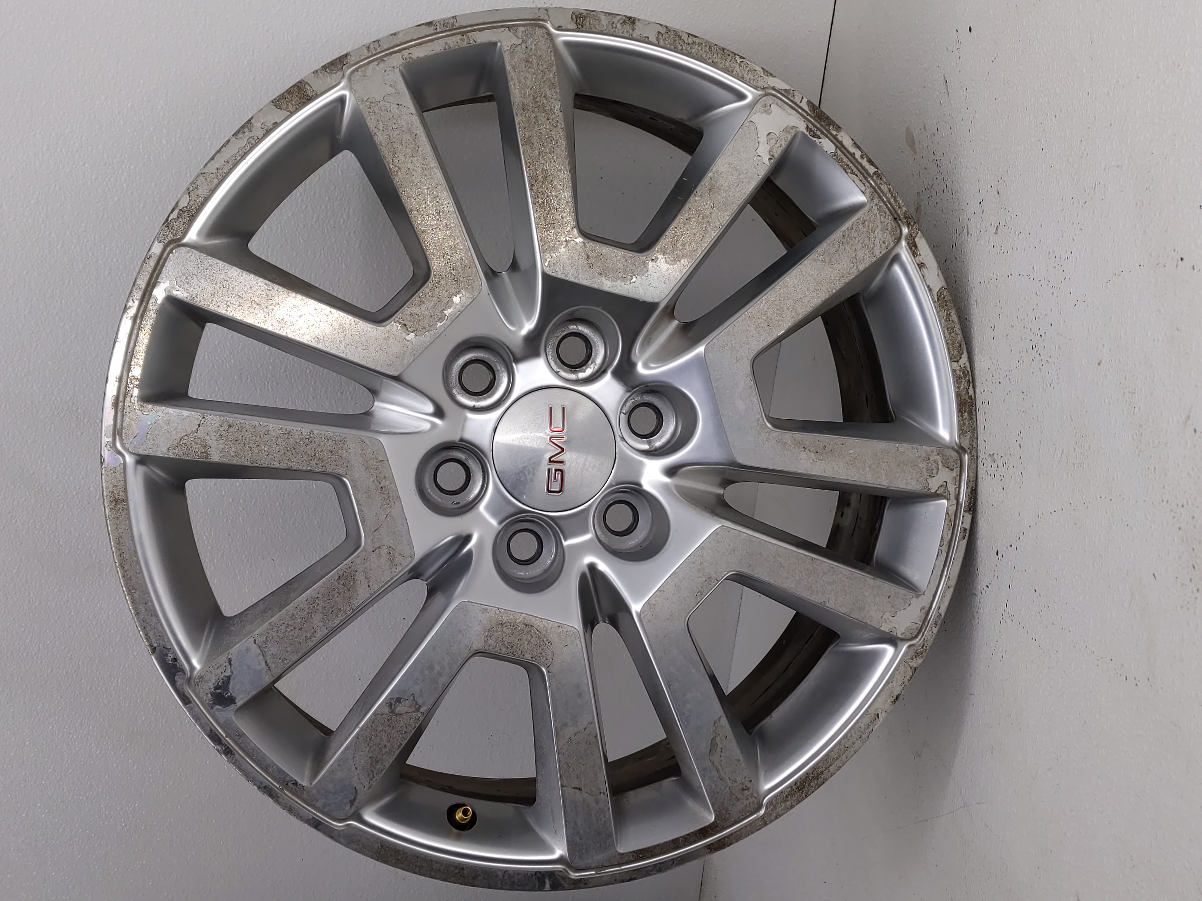 Picture of 2013-2016 Gmc Acadia Wheel Rim Oem 802713