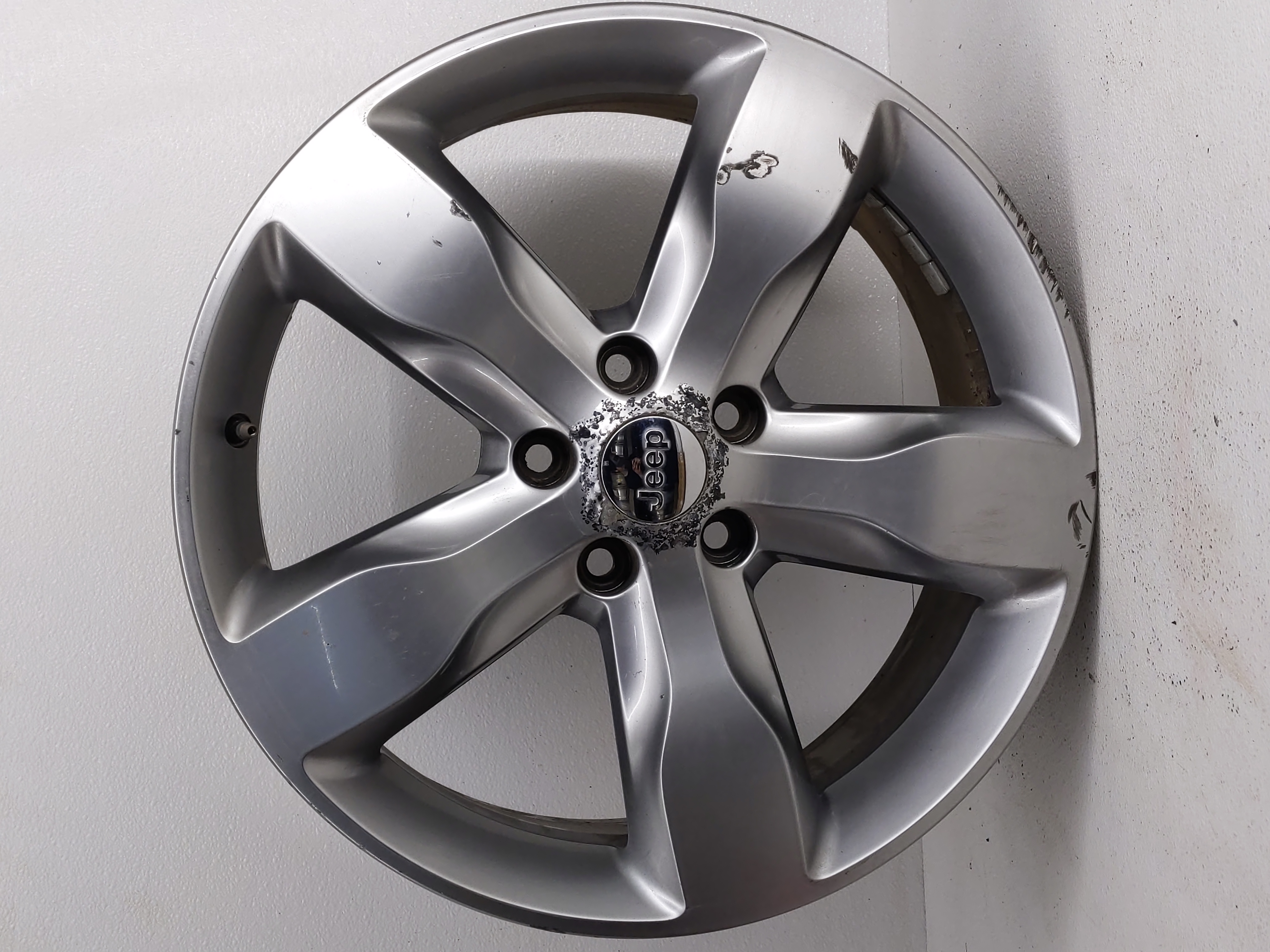 Picture of 2011-2013 Jeep Grand Cherokee Wheel Rim Oem 803836
