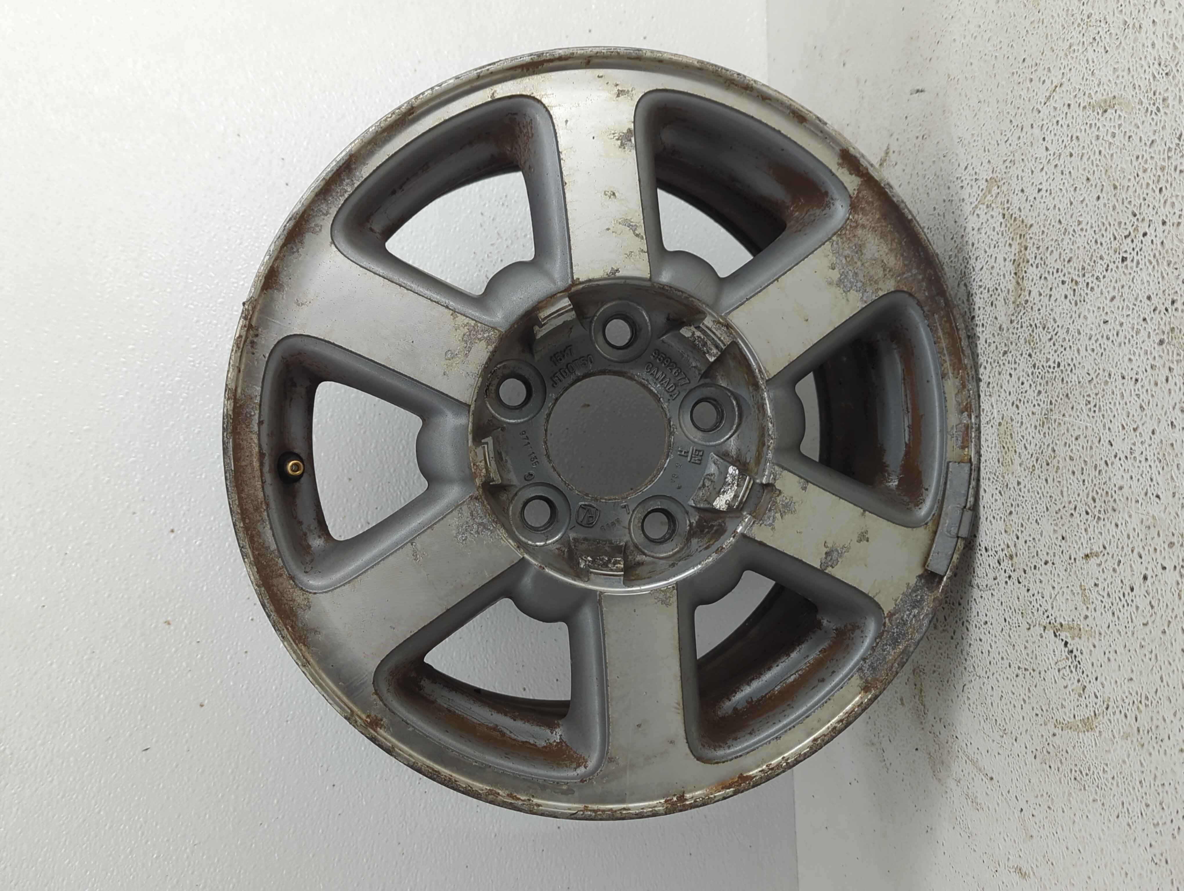 Picture of 1998-2001 Oldsmobile Bravada Wheel Rim Oem 805254