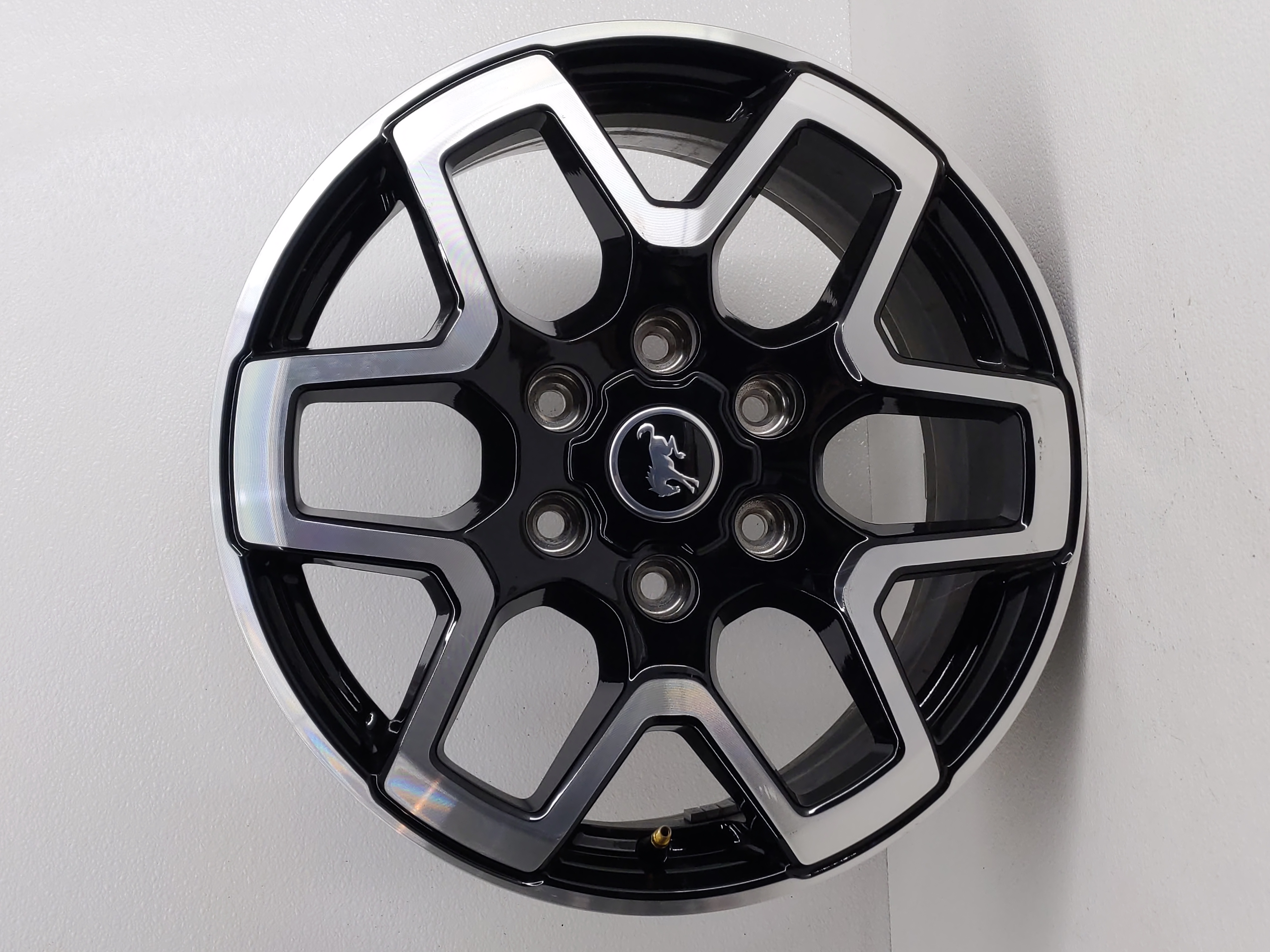Picture of 2021-2022 Ford Bronco Wheel Rim Oem 808925