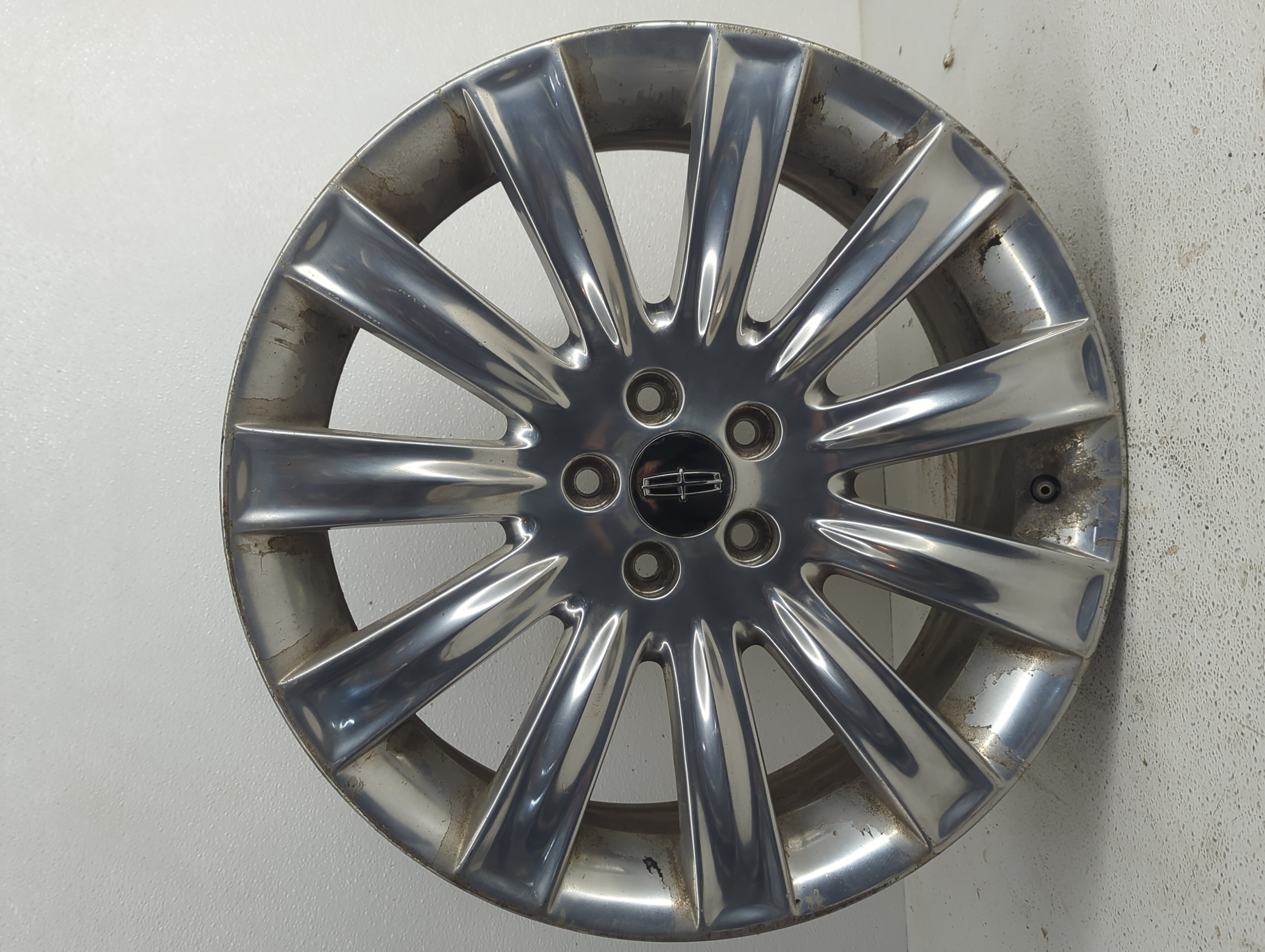 Picture of 2011-2012 Lincoln Mks Oem Wheel Rim 809278