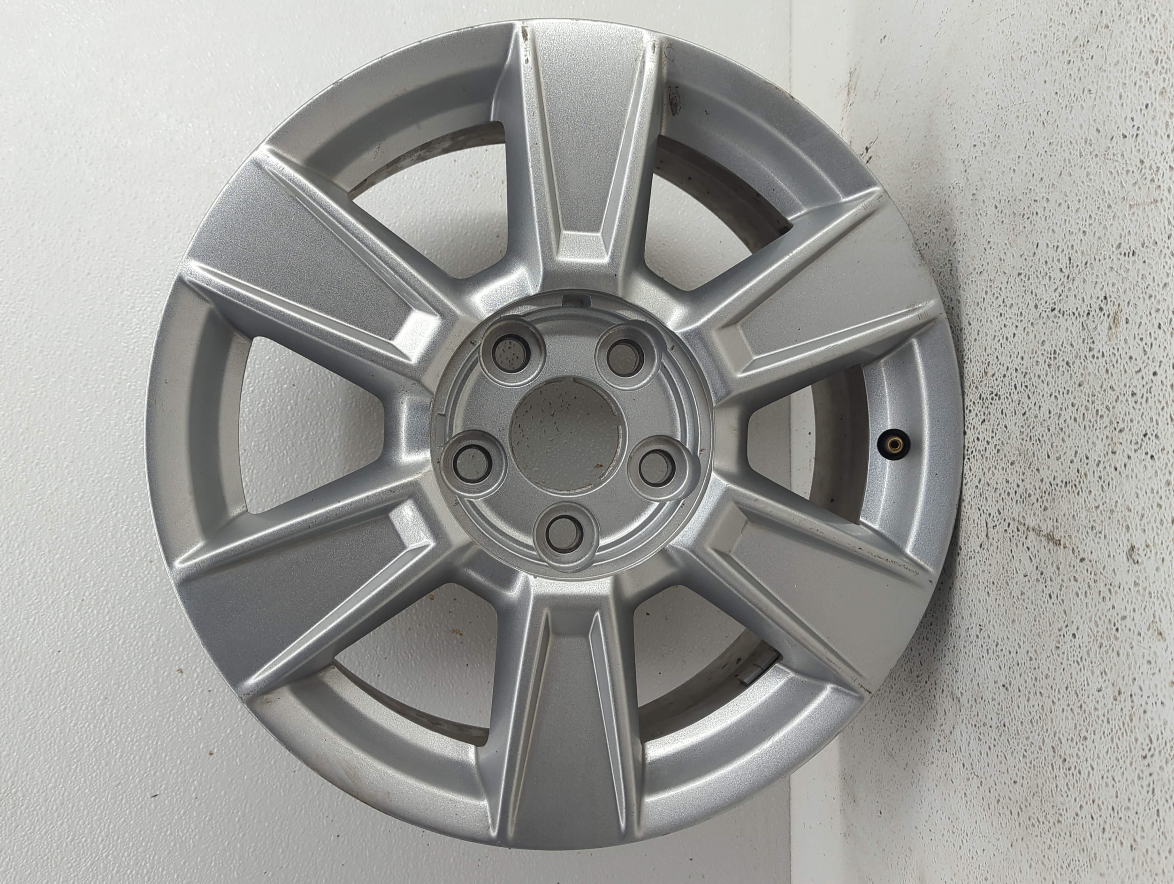 Picture of 2010-2013 Gmc Terrain Wheel Rim Oem 810472