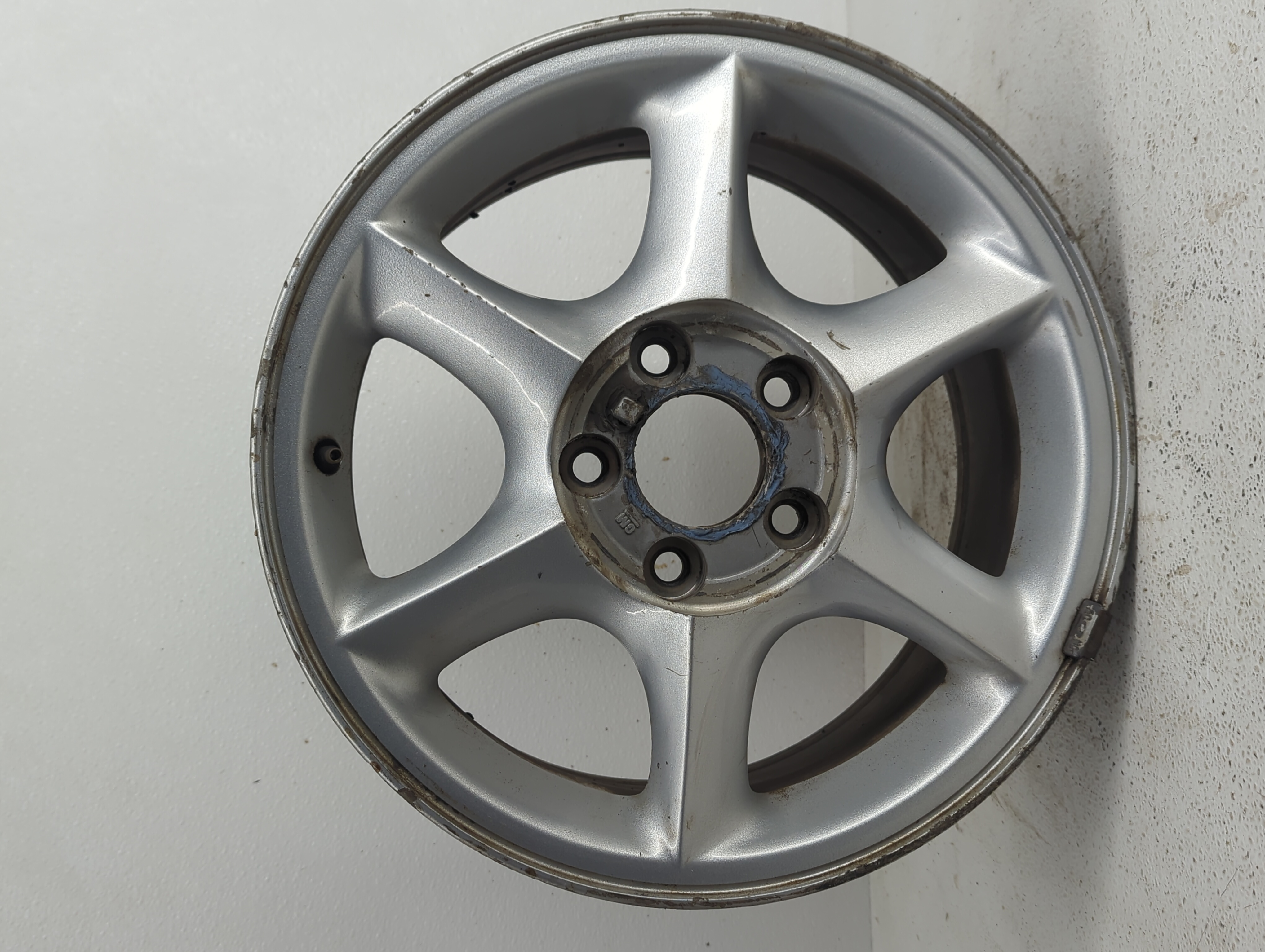 Picture of 2001-2002 Oldsmobile Aurora Wheel Rim Oem 810497