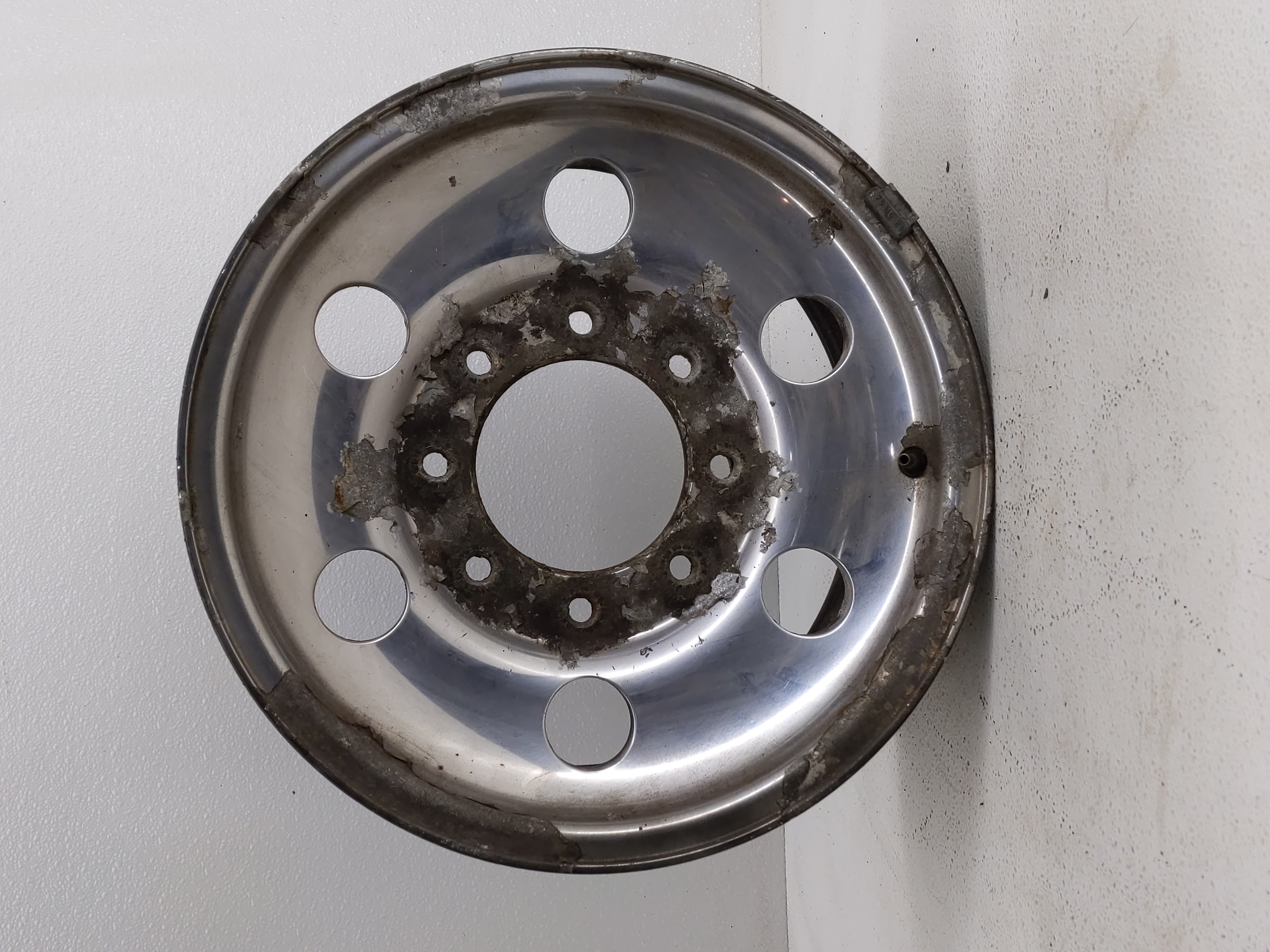 Picture of 2004-2004 Ford F-250 Super Duty Wheel Rim Oem 819106