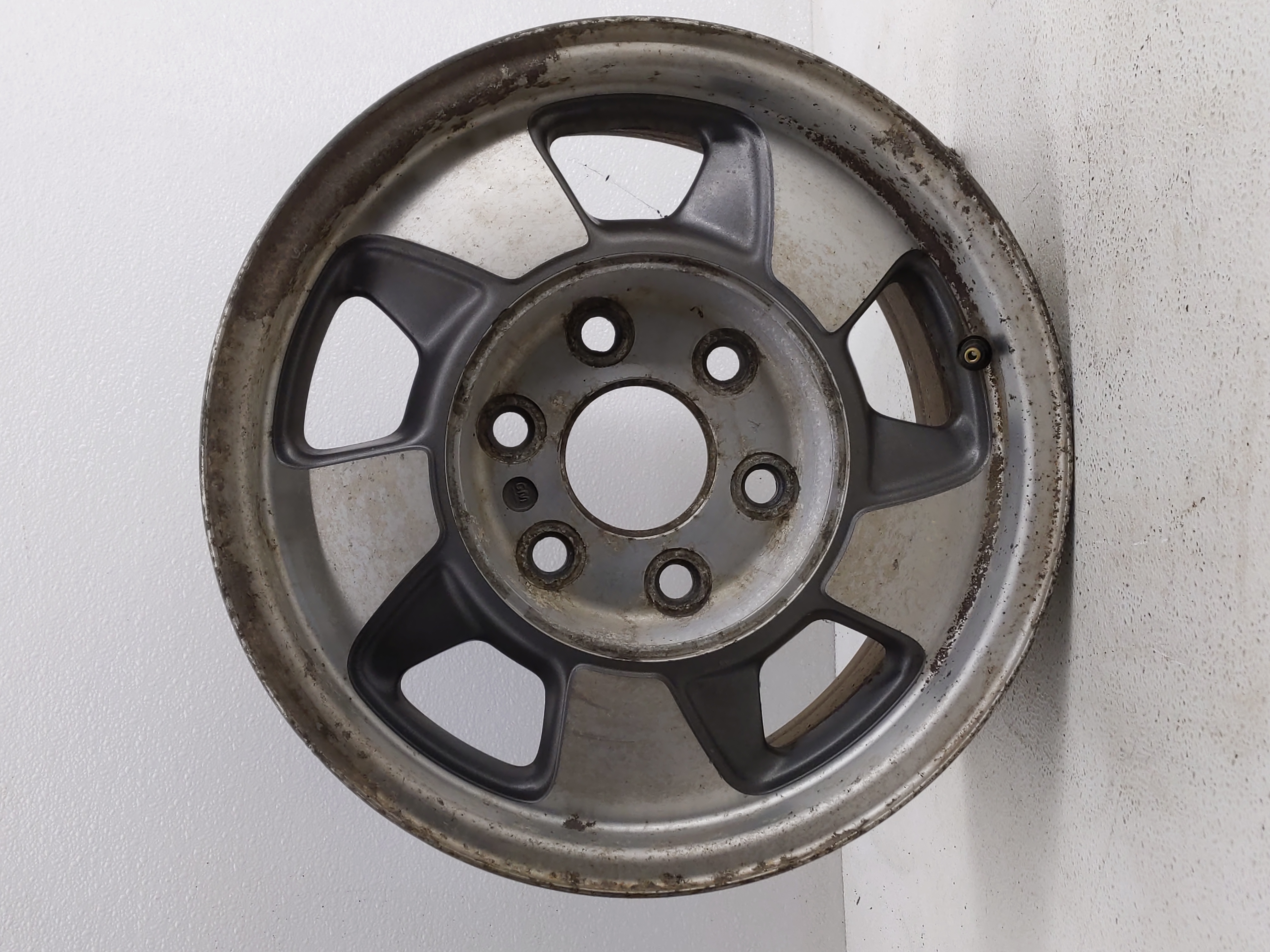 2000-2003 Chevrolet Tahoe Wheel Rim Oem 819596 - Oemusedautoparts1.com