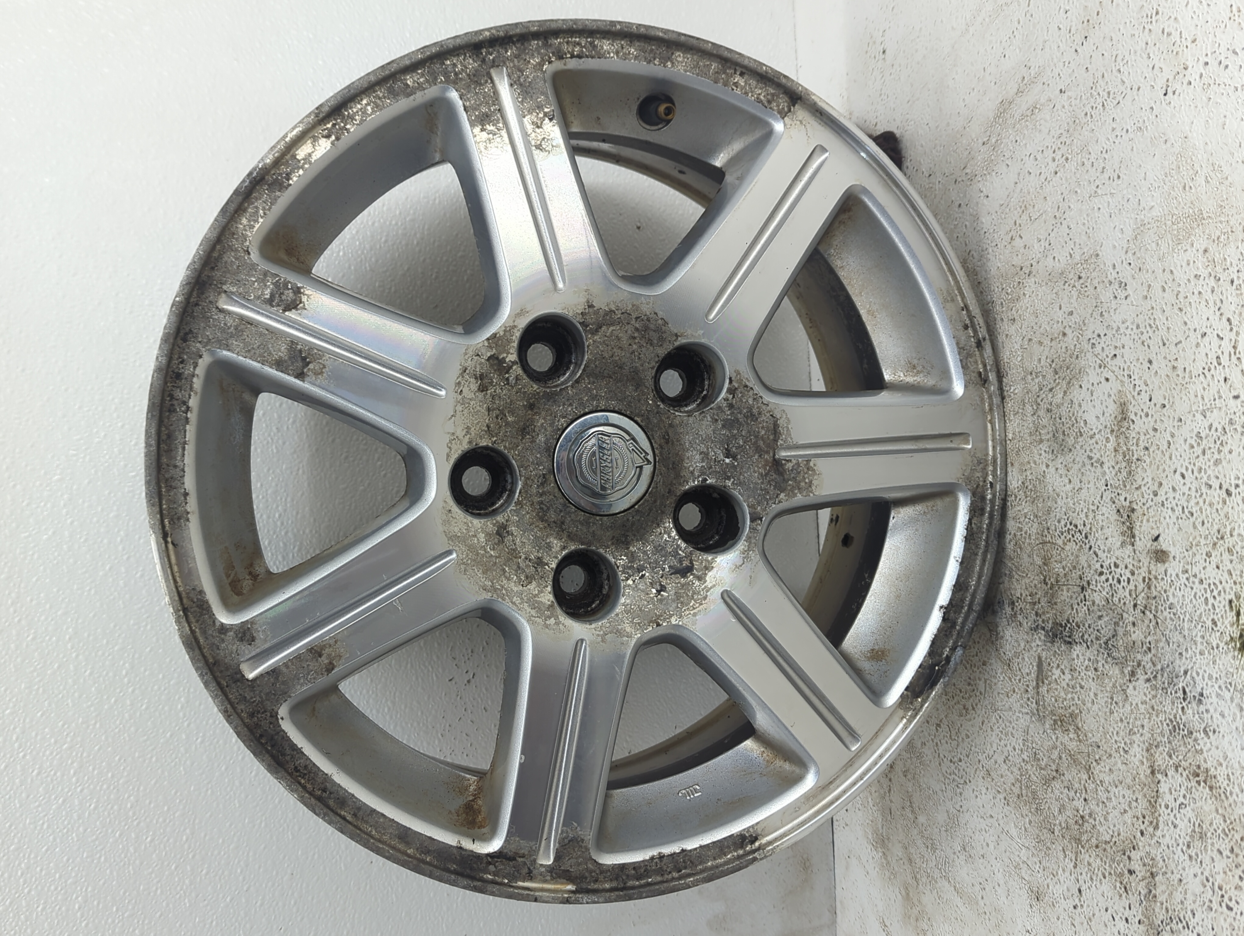 2008-2013 Chrysler Town & Country Wheel Rim Oem 820844 - Oemusedautoparts1.com