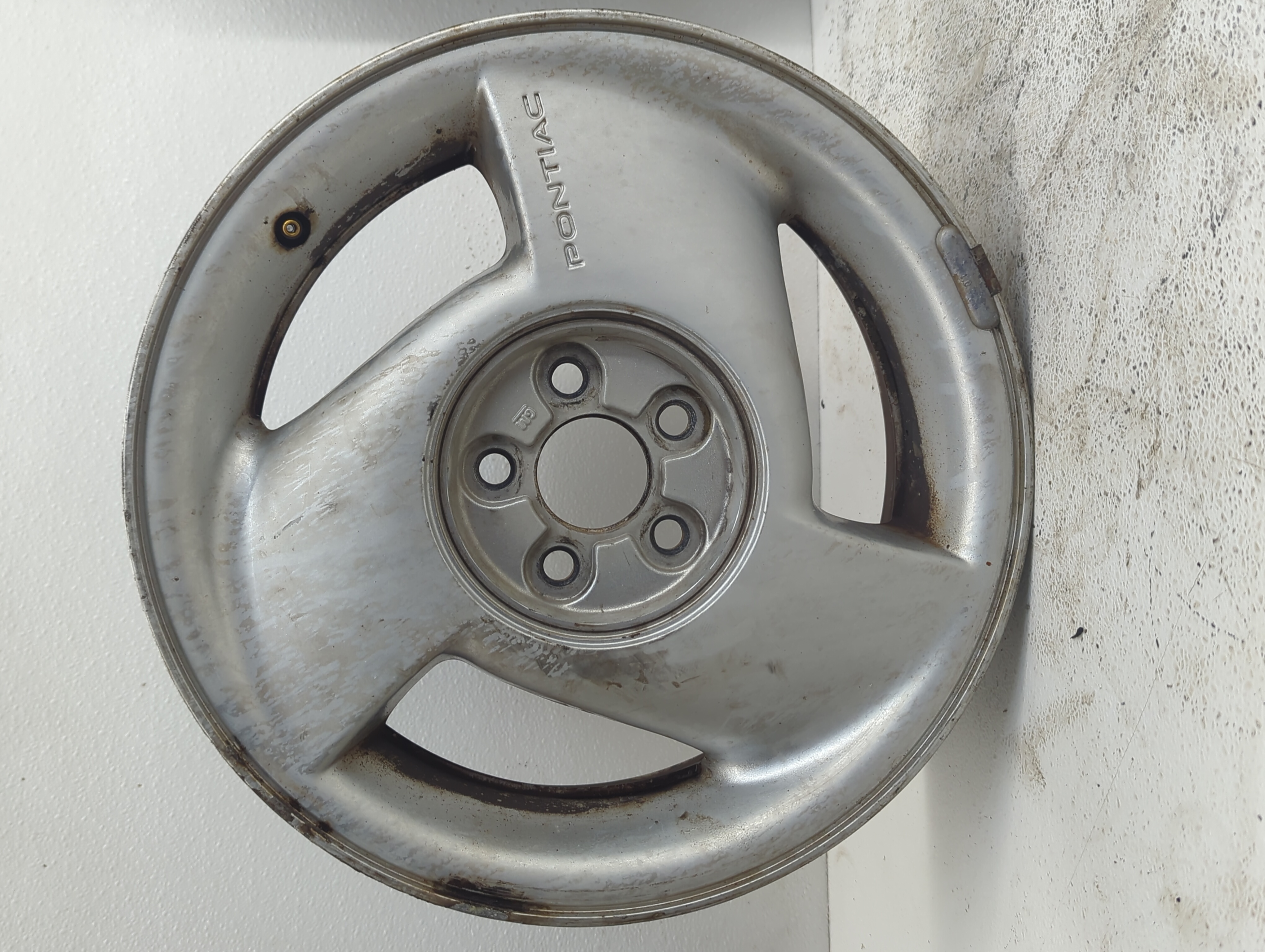 1996-1998 Pontiac Grand Am Wheel Rim Oem 822103 - Oemusedautoparts1.com