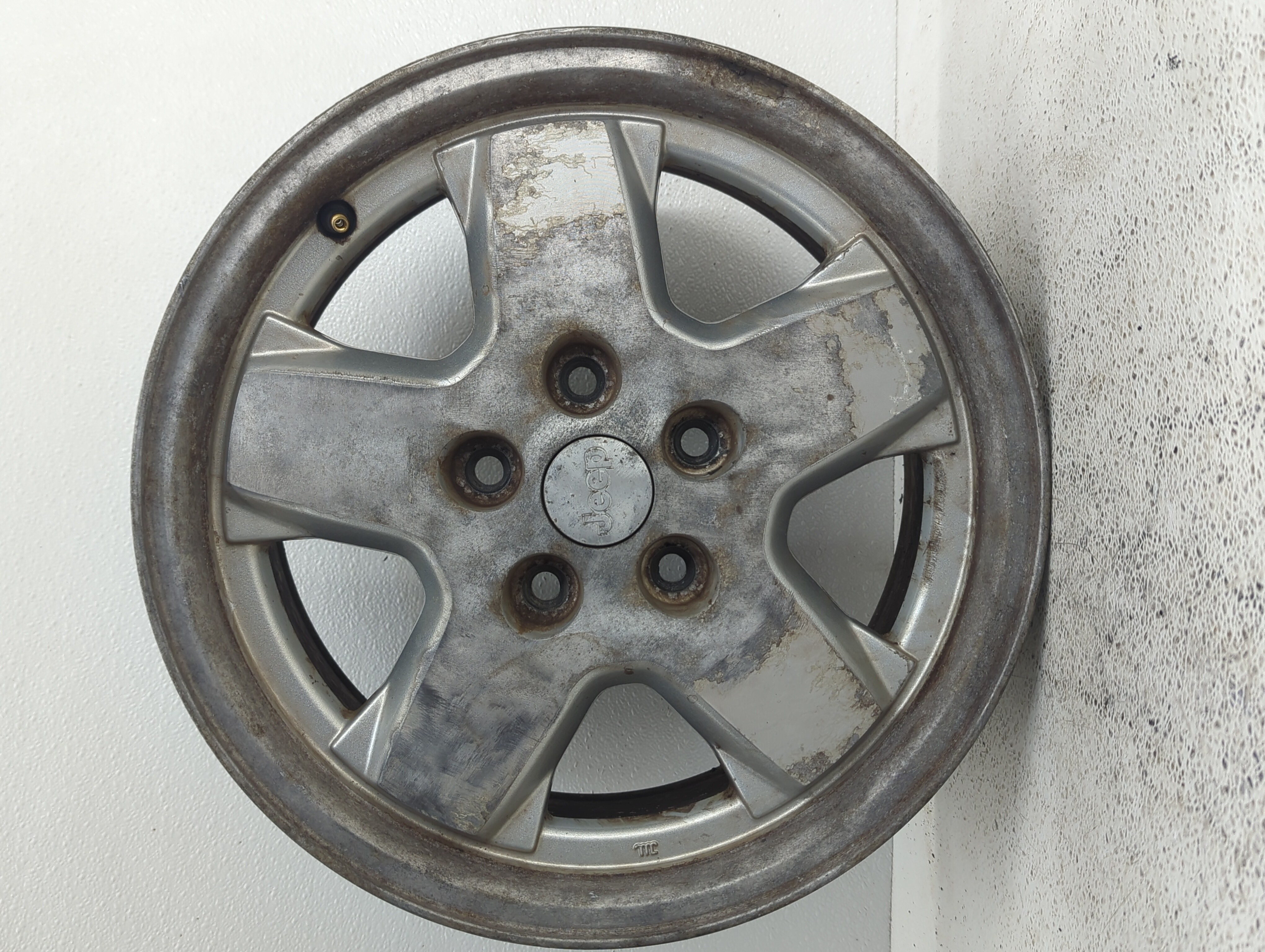 2002-2006 Jeep Liberty Wheel Rim Oem 823119 - Oemusedautoparts1.com