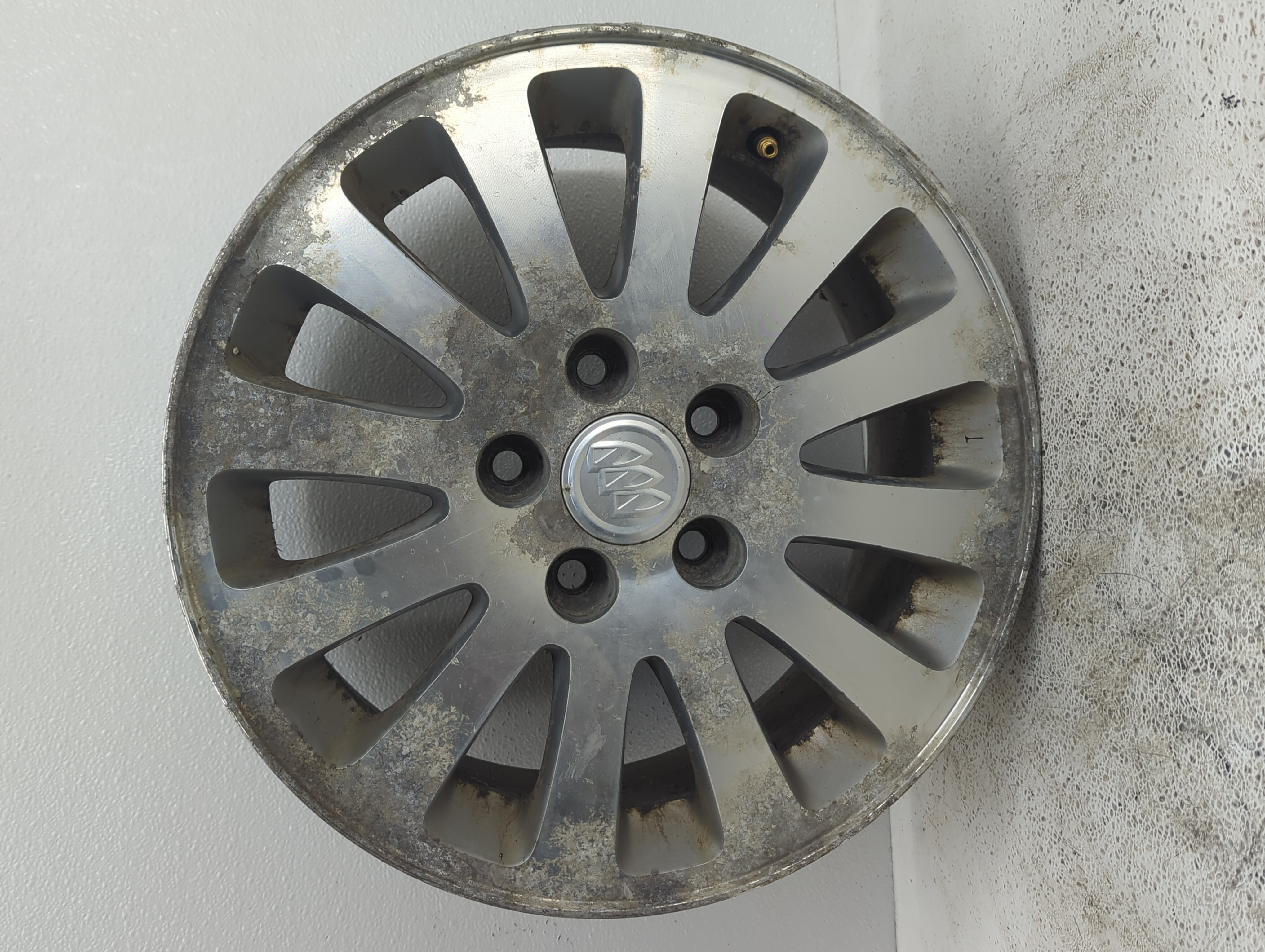 2006-2008 Buick Lucerne Wheel Rim Oem 823132 - Oemusedautoparts1.com