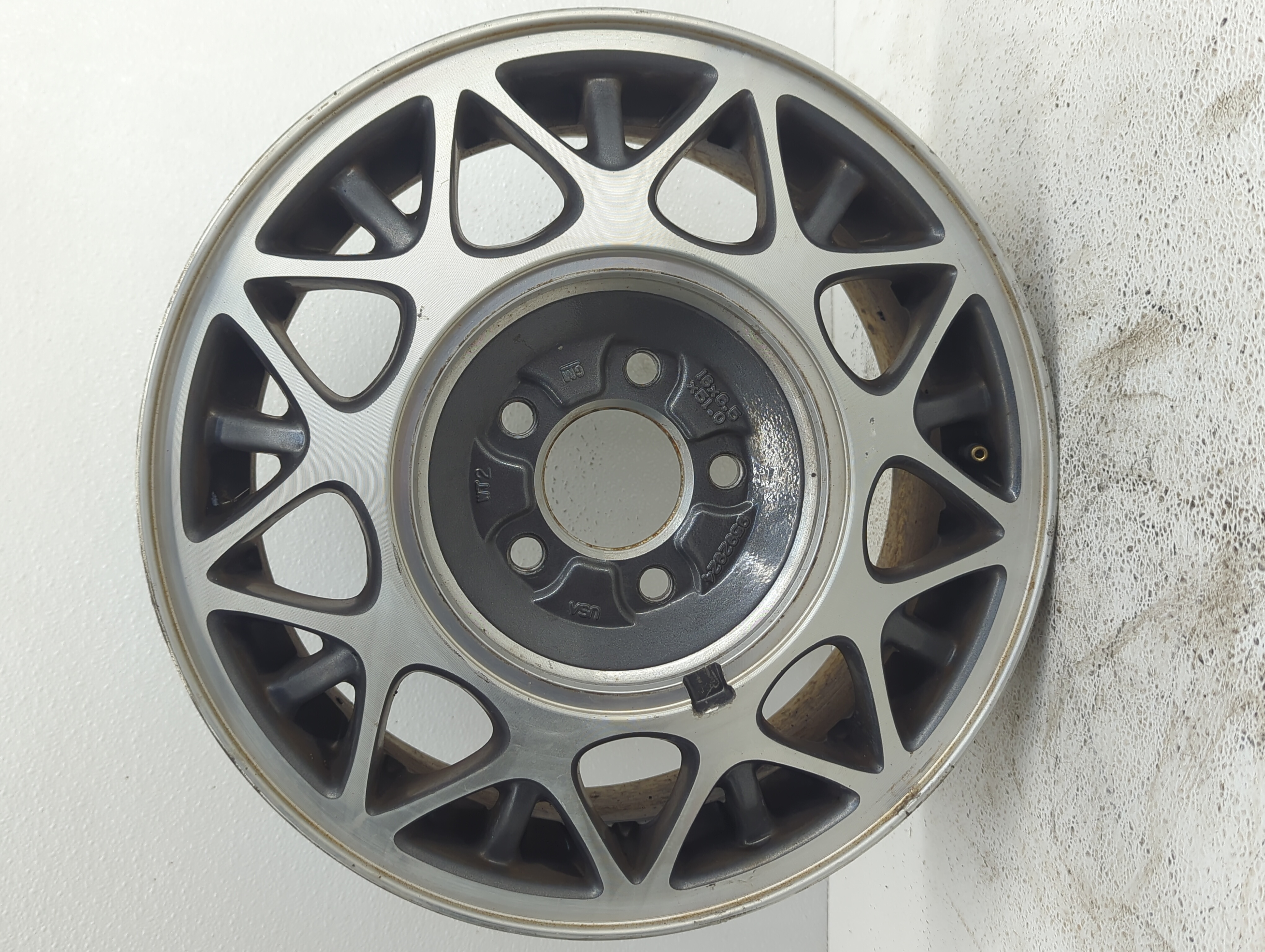 2000-2004 Buick Lesabre Wheel Rim Oem 824735 - Oemusedautoparts1.com