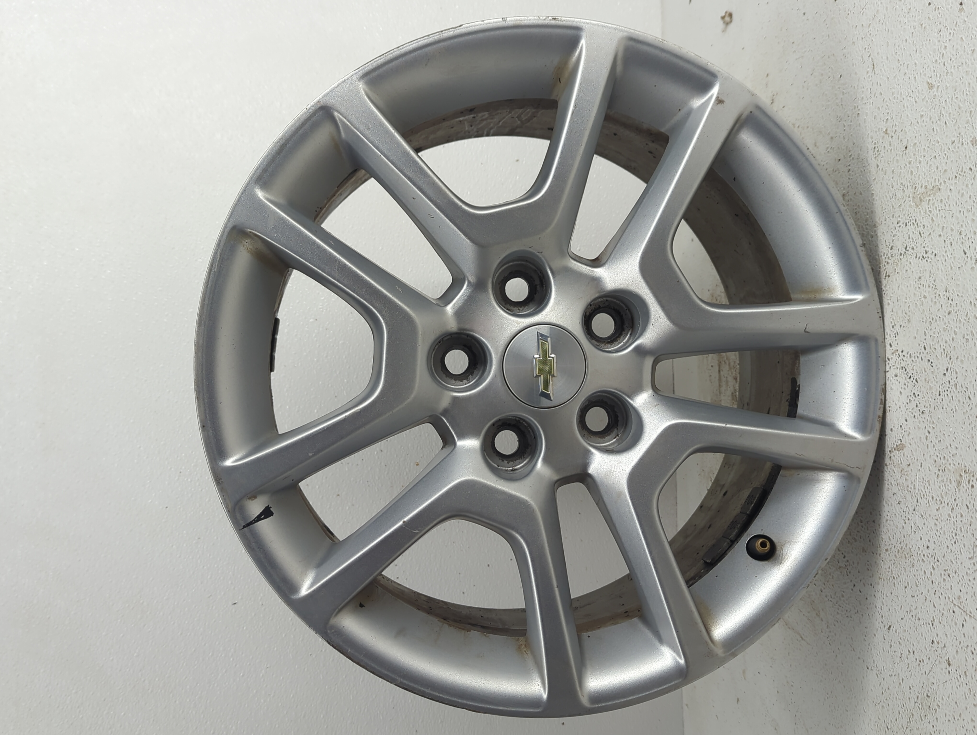 Picture of 2013-2014 Chevrolet Malibu Oem Wheel Rim 826319