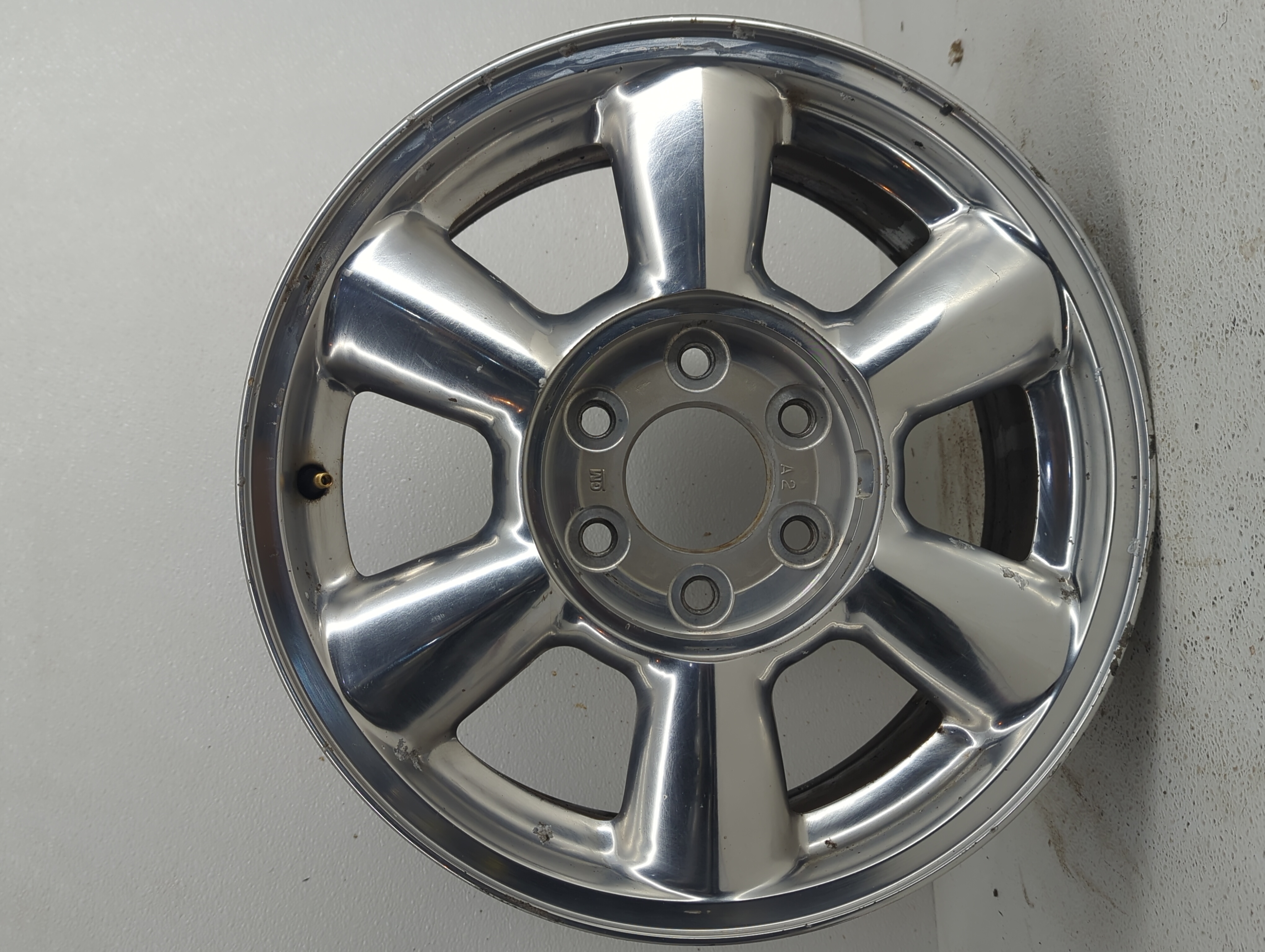 Picture of 2002-2006 Gmc Envoy Xl Oem Wheel Rim 826321