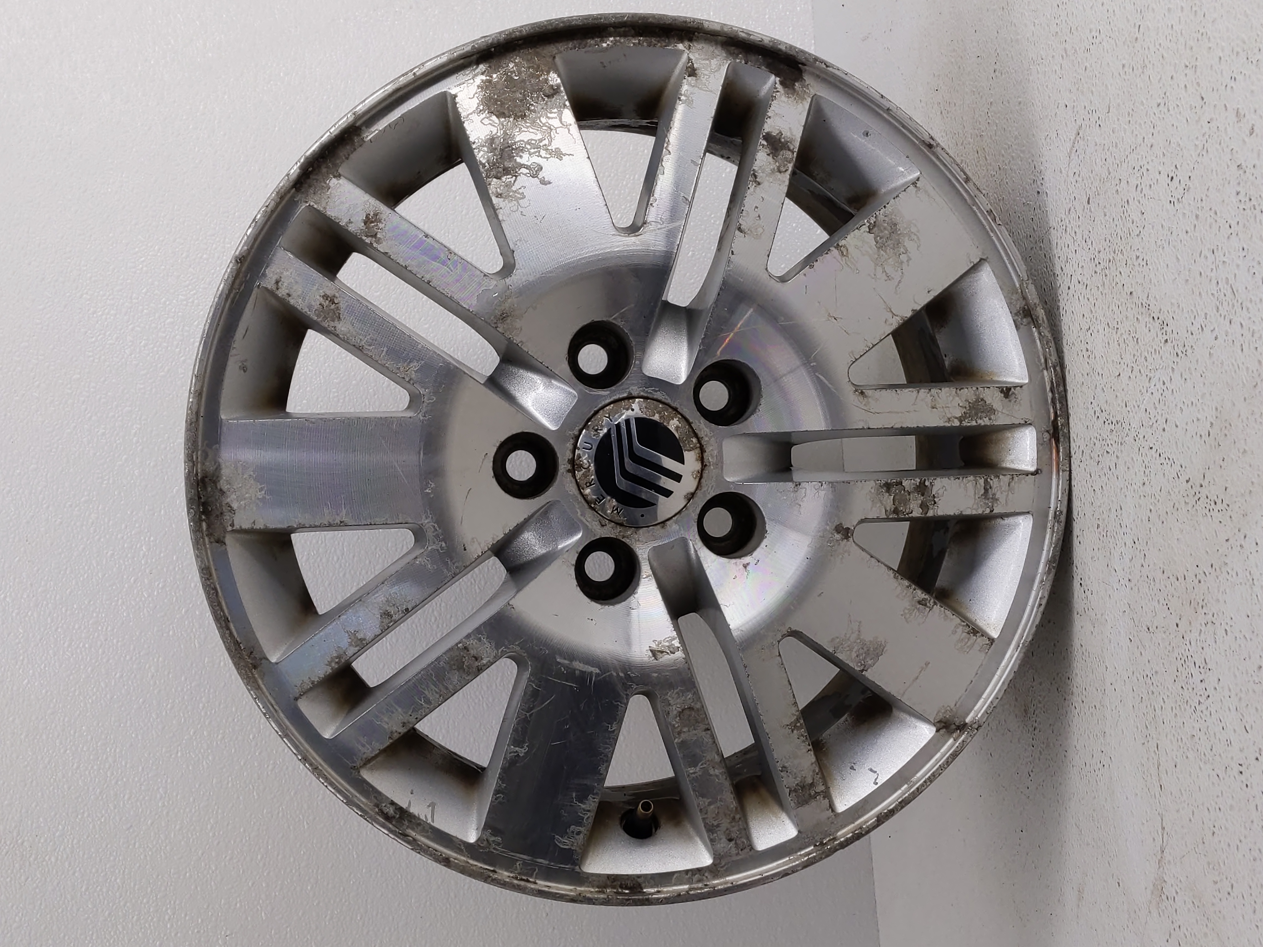 Picture of 2005-2007 Mercury Mariner Wheel Rim Oem 827914