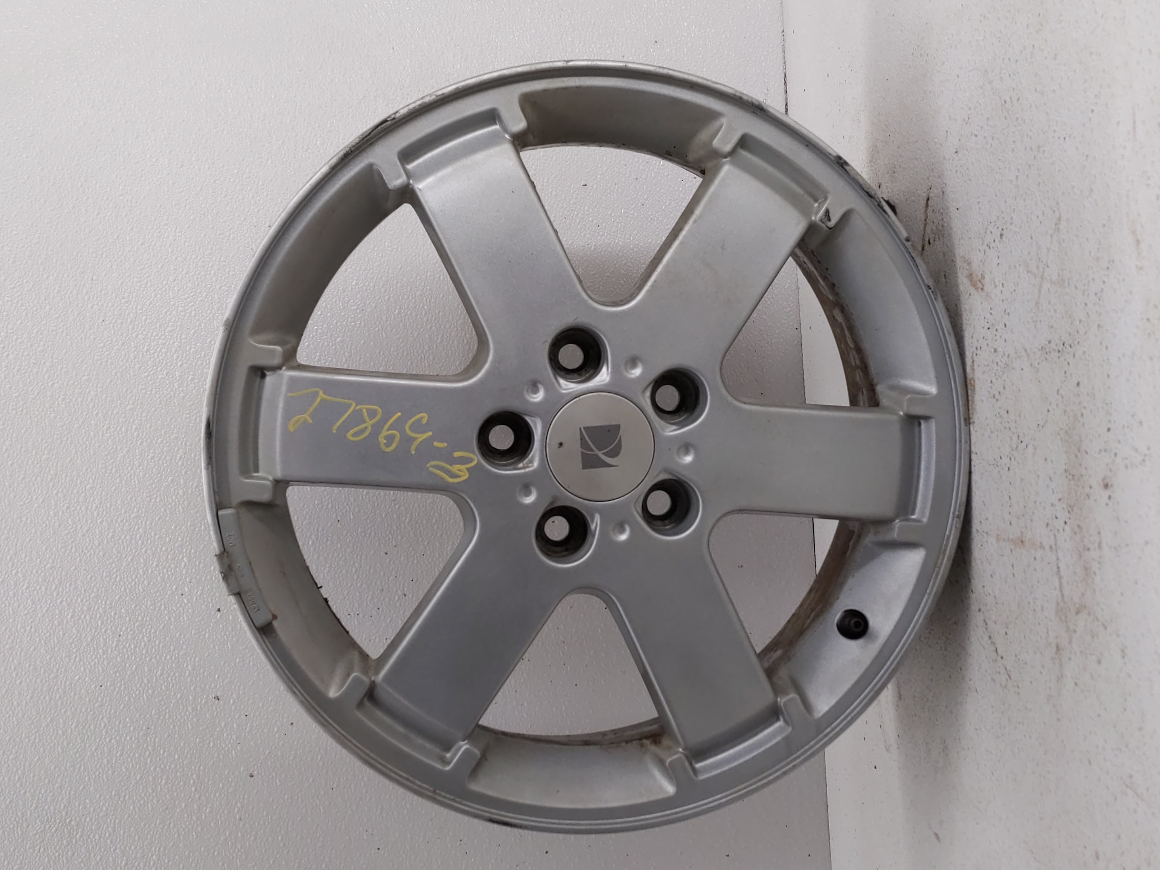 2005-2005 Saturn Relay Wheel Rim Oem 832727 - Oemusedautoparts1.com
