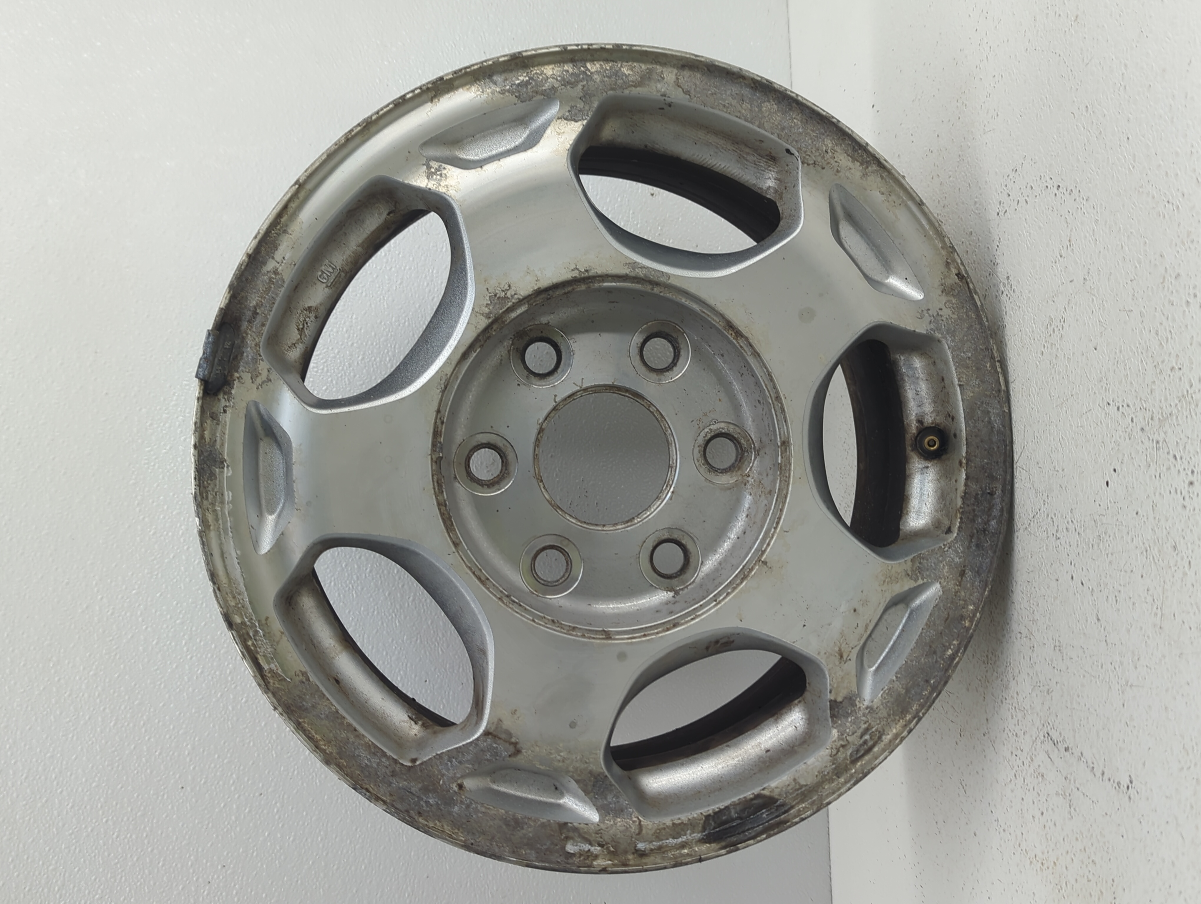 Picture of Chevrolet Silverado 1500 Pickup Wheel Rim Oem 835617