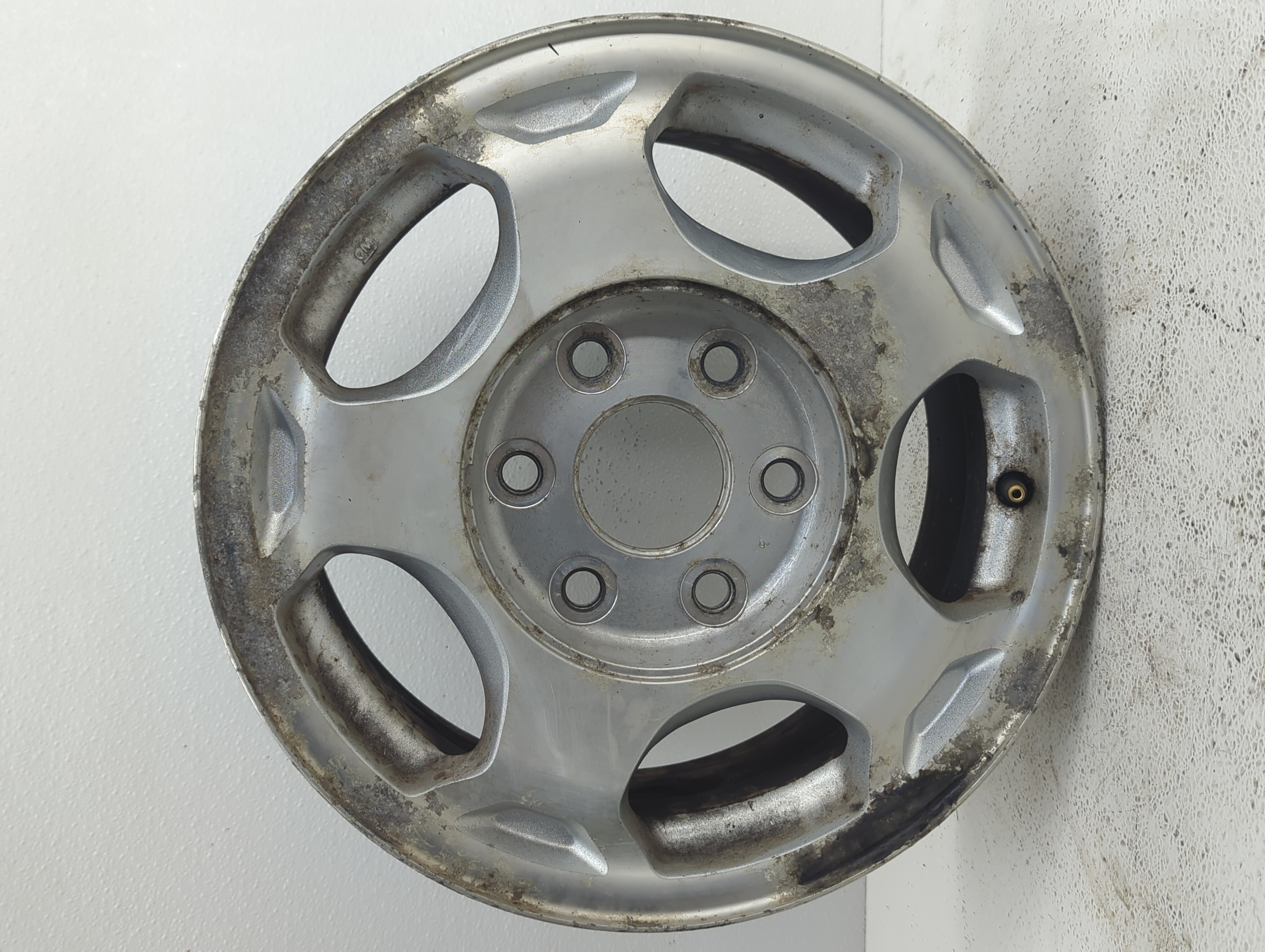 Picture of Chevrolet Silverado 1500 Pickup Wheel Rim Oem 835618