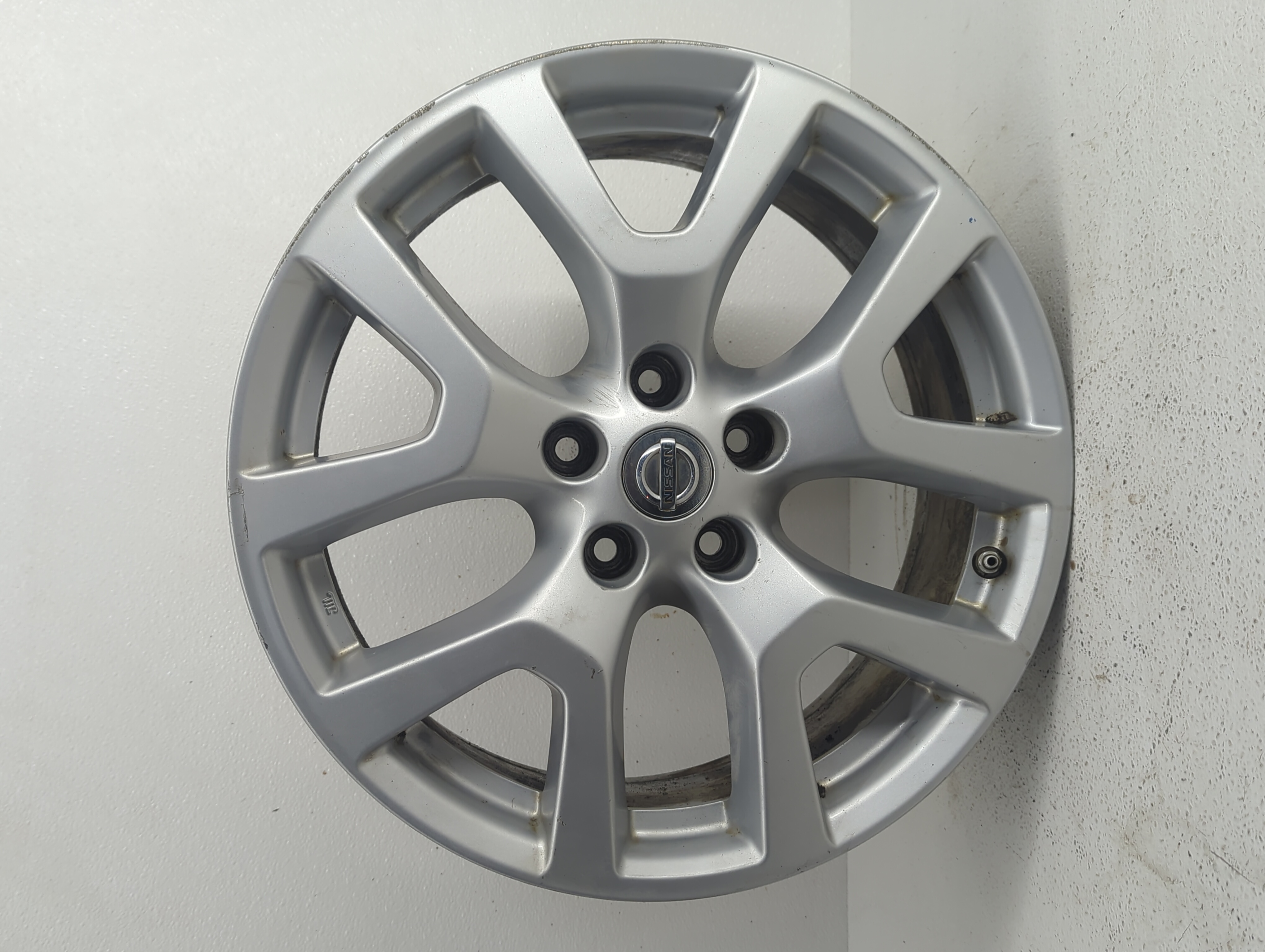 2013-2015 Nissan Rogue Wheel Rim Oem 835655 - Oemusedautoparts1.com