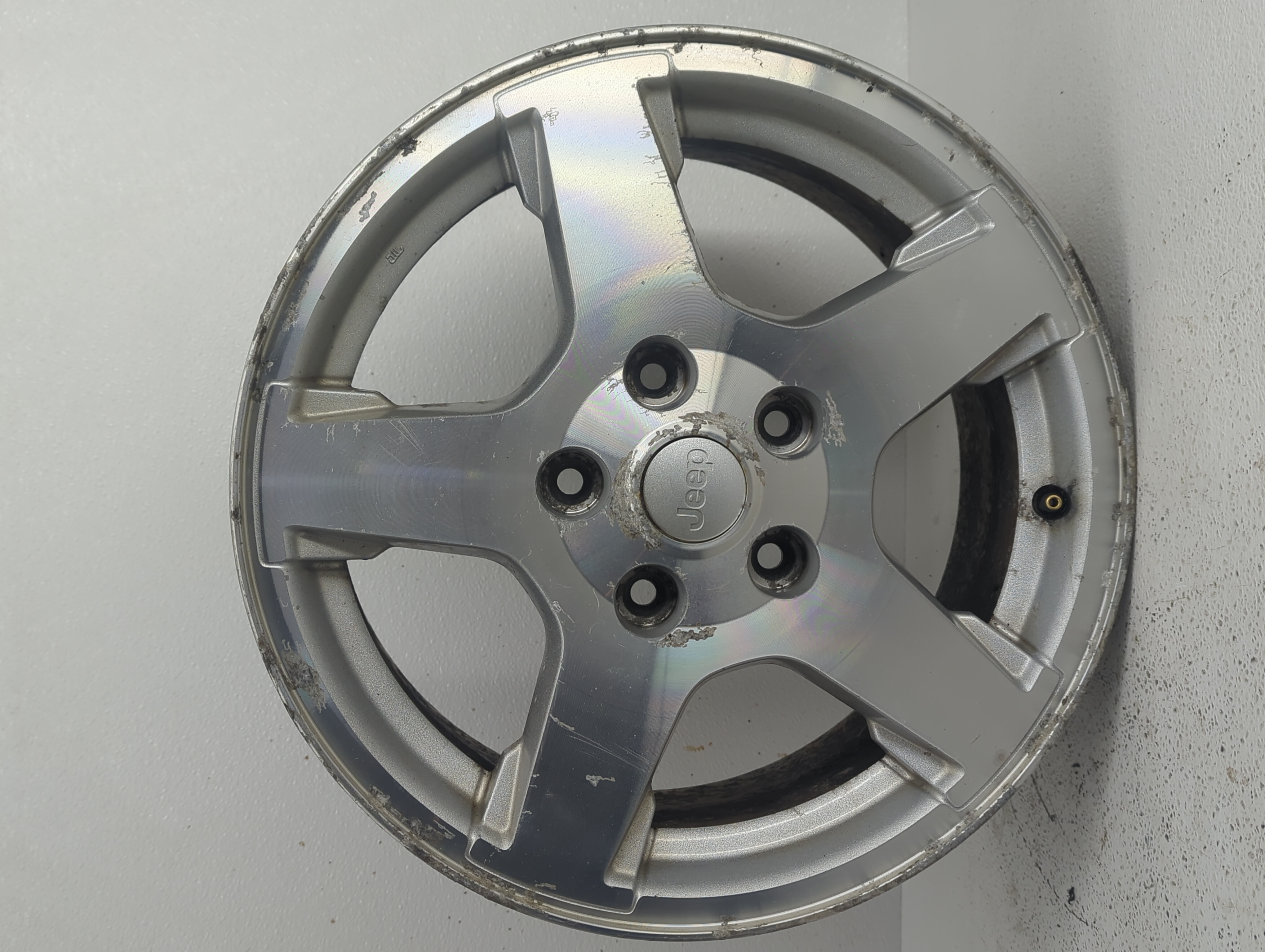 2005-2007 Jeep Grand Cherokee Wheel Rim Oem 835701 - Oemusedautoparts1.com