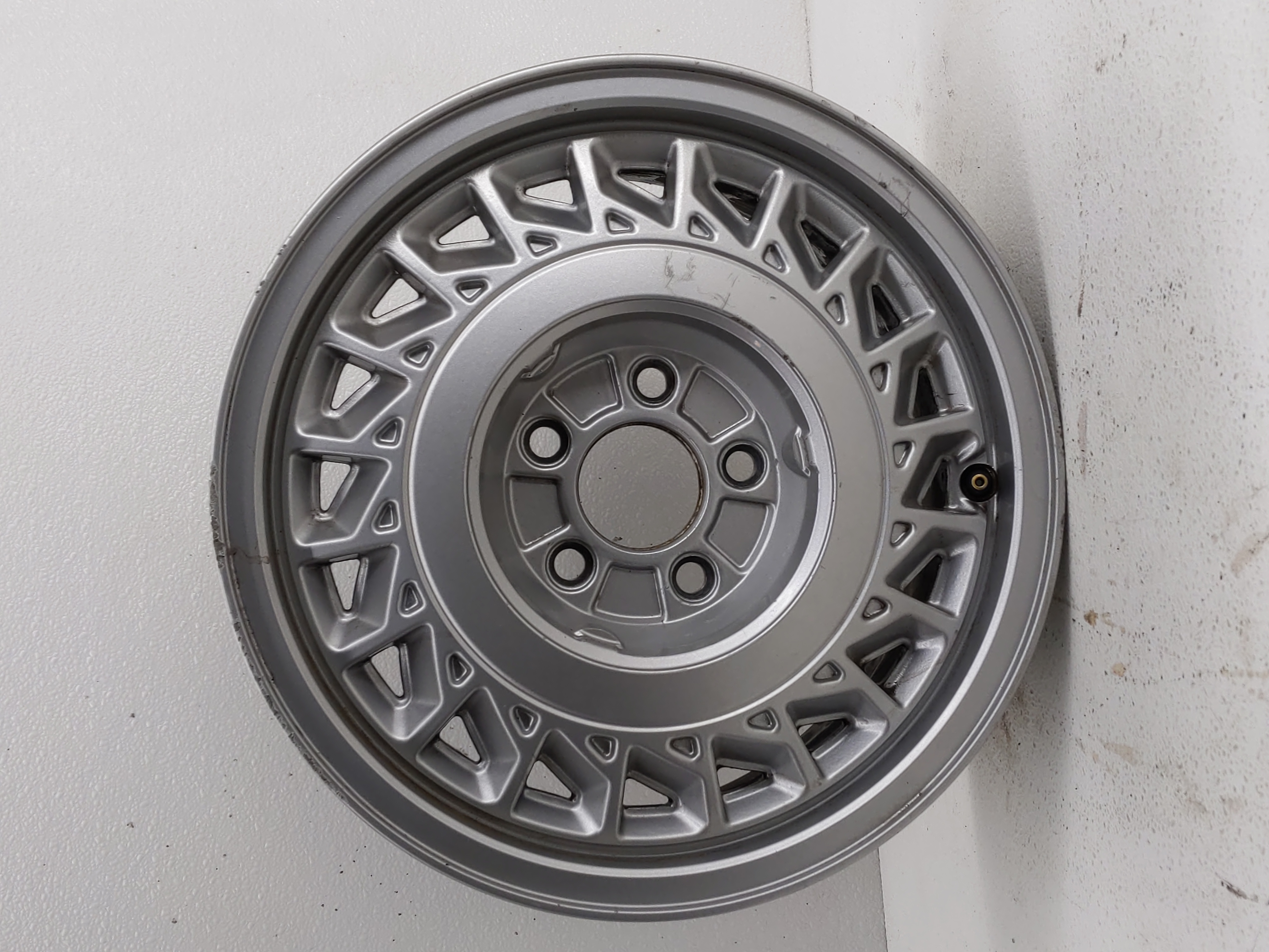 1997 Lincoln Continental Wheel Rim Oem 837246 - Oemusedautoparts1.com