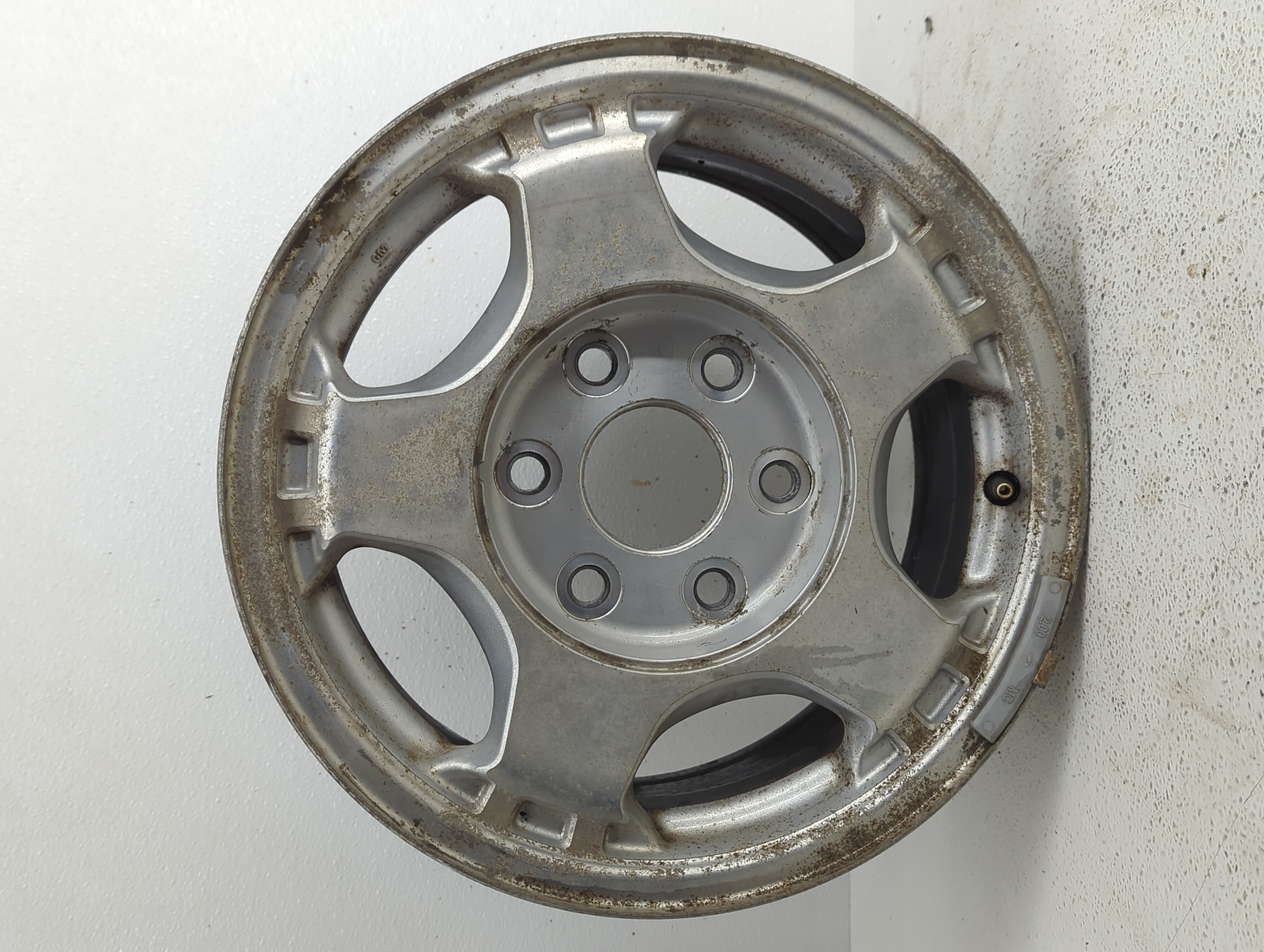 Picture of Chevrolet Silverado 1500 Pickup Wheel Rim Oem 837674