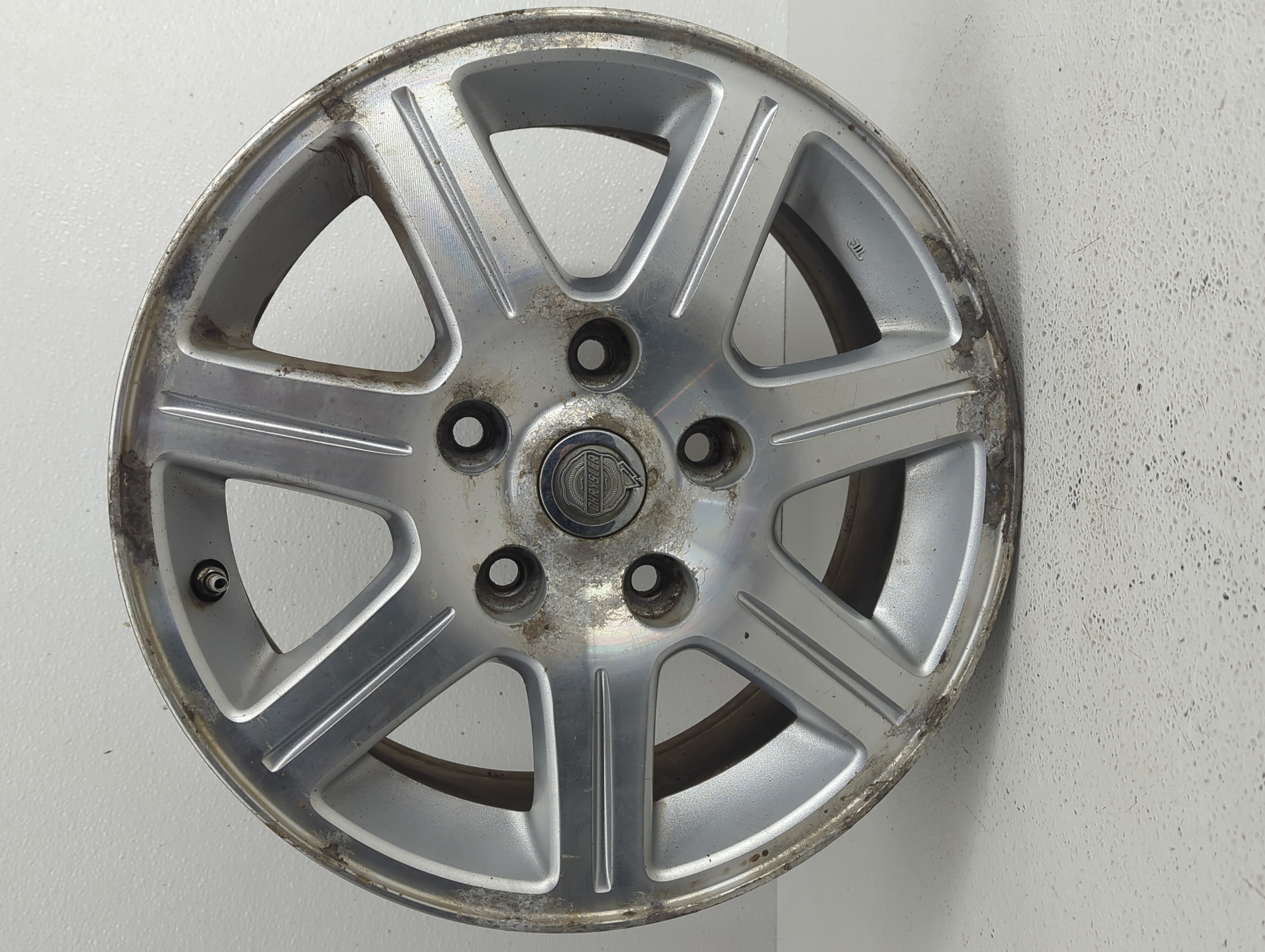 2008-2013 Chrysler Town & Country Wheel Rim Oem 839163 - Oemusedautoparts1.com