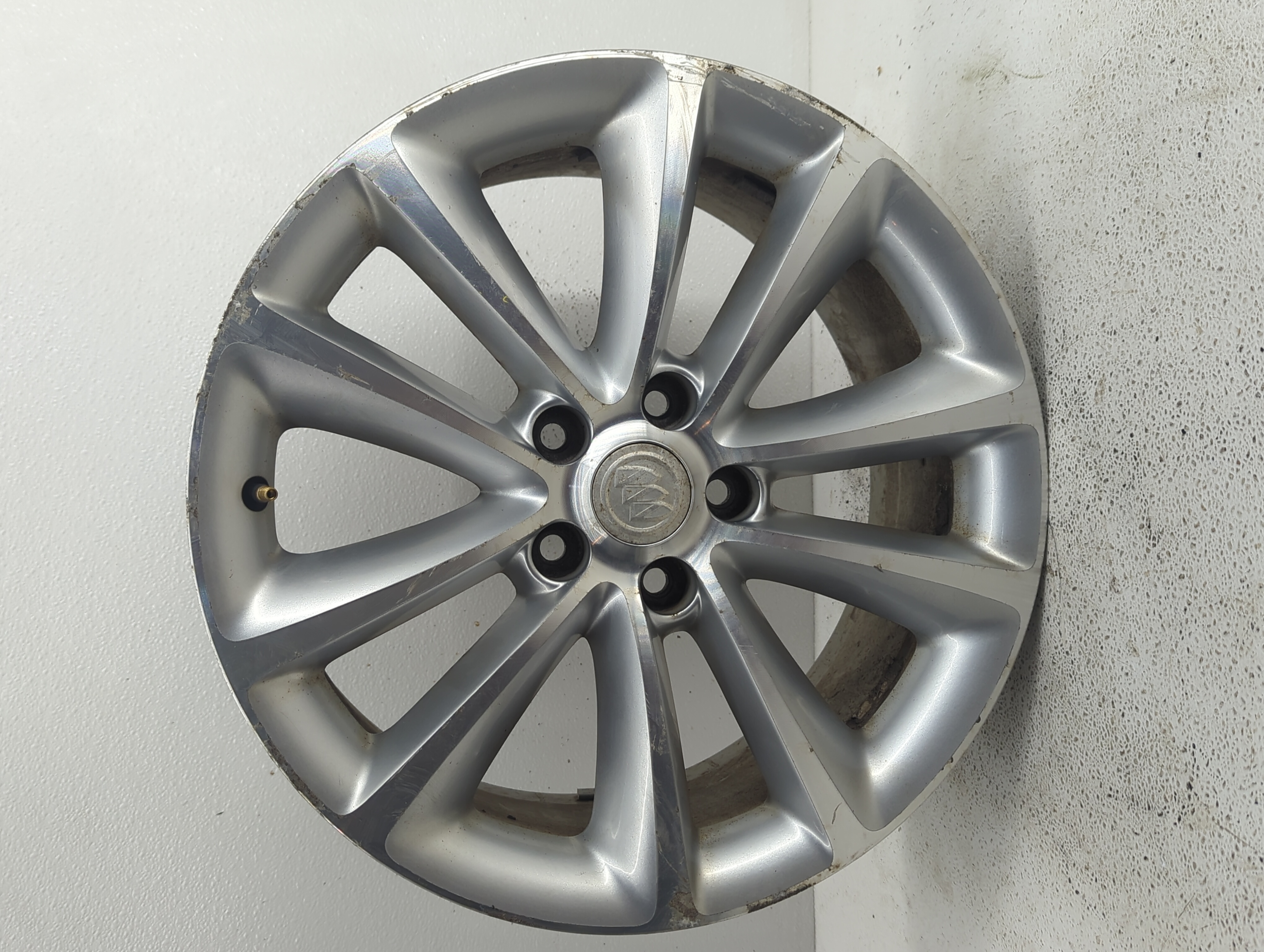 Picture of 2015-2017 Buick Verano Wheel Rim Oem 840258