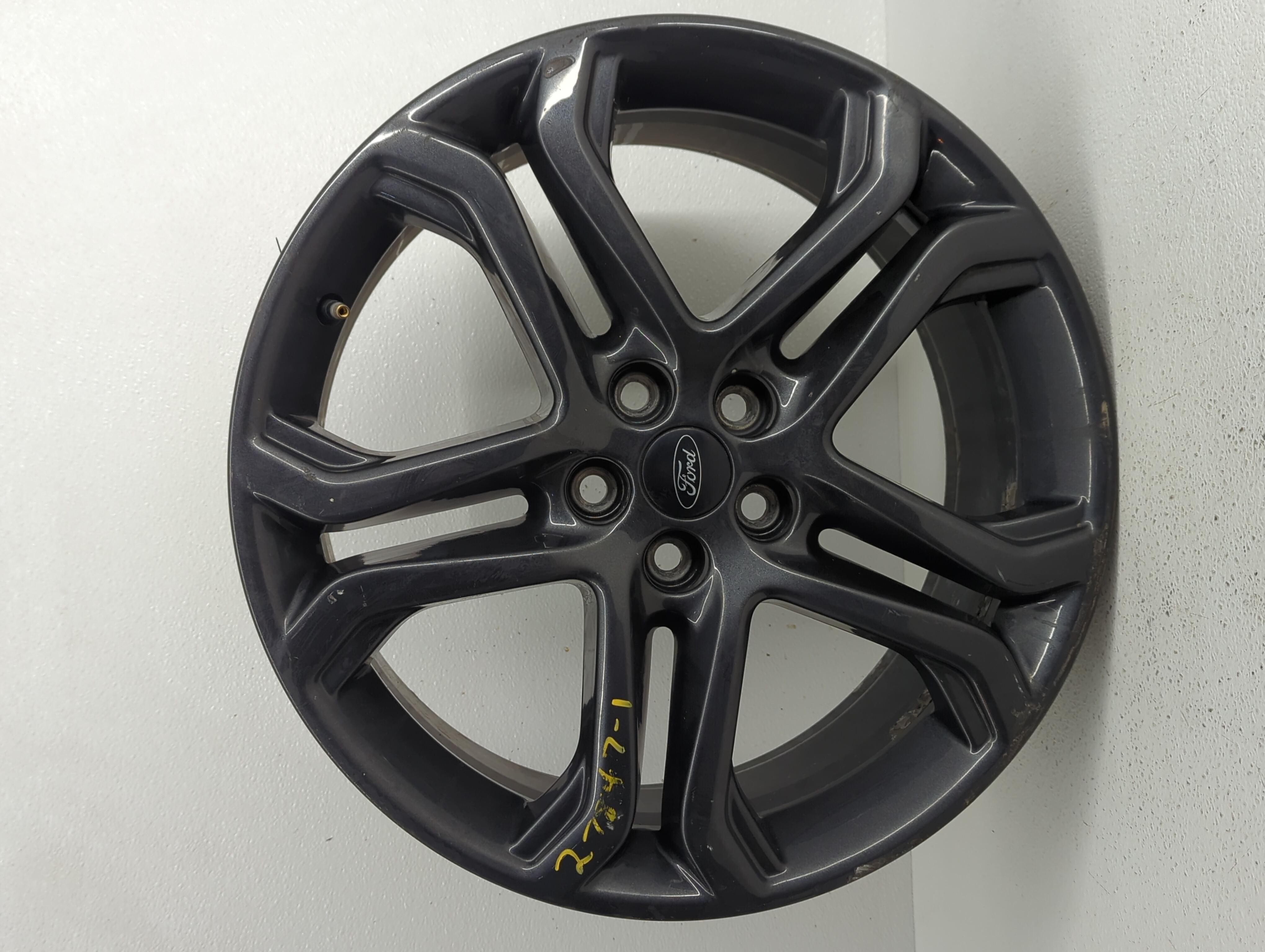 Picture of 2018-2018 Ford Edge Wheel Rim Oem 841027