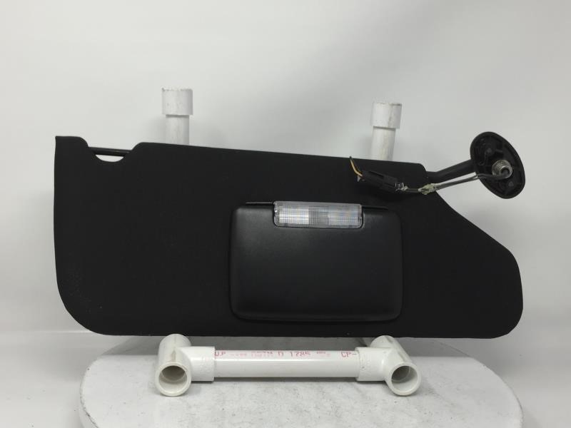 2013 Chrysler 200 Passenger Right Sun Visor Sunvisor 8454 - Oemusedautoparts1.com
