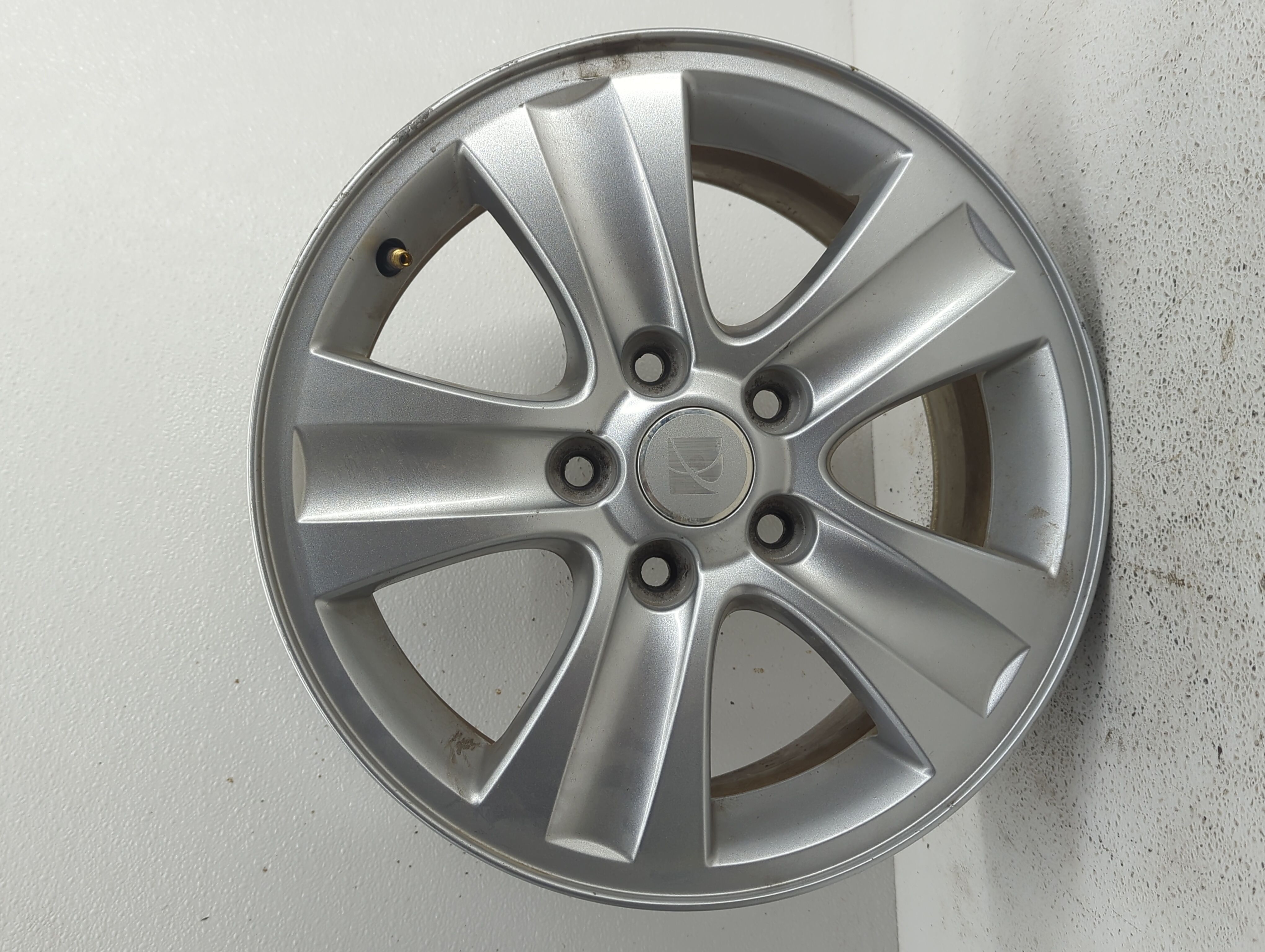 Picture of 2008-2010 Saturn Vue Wheel Rim Oem 845969
