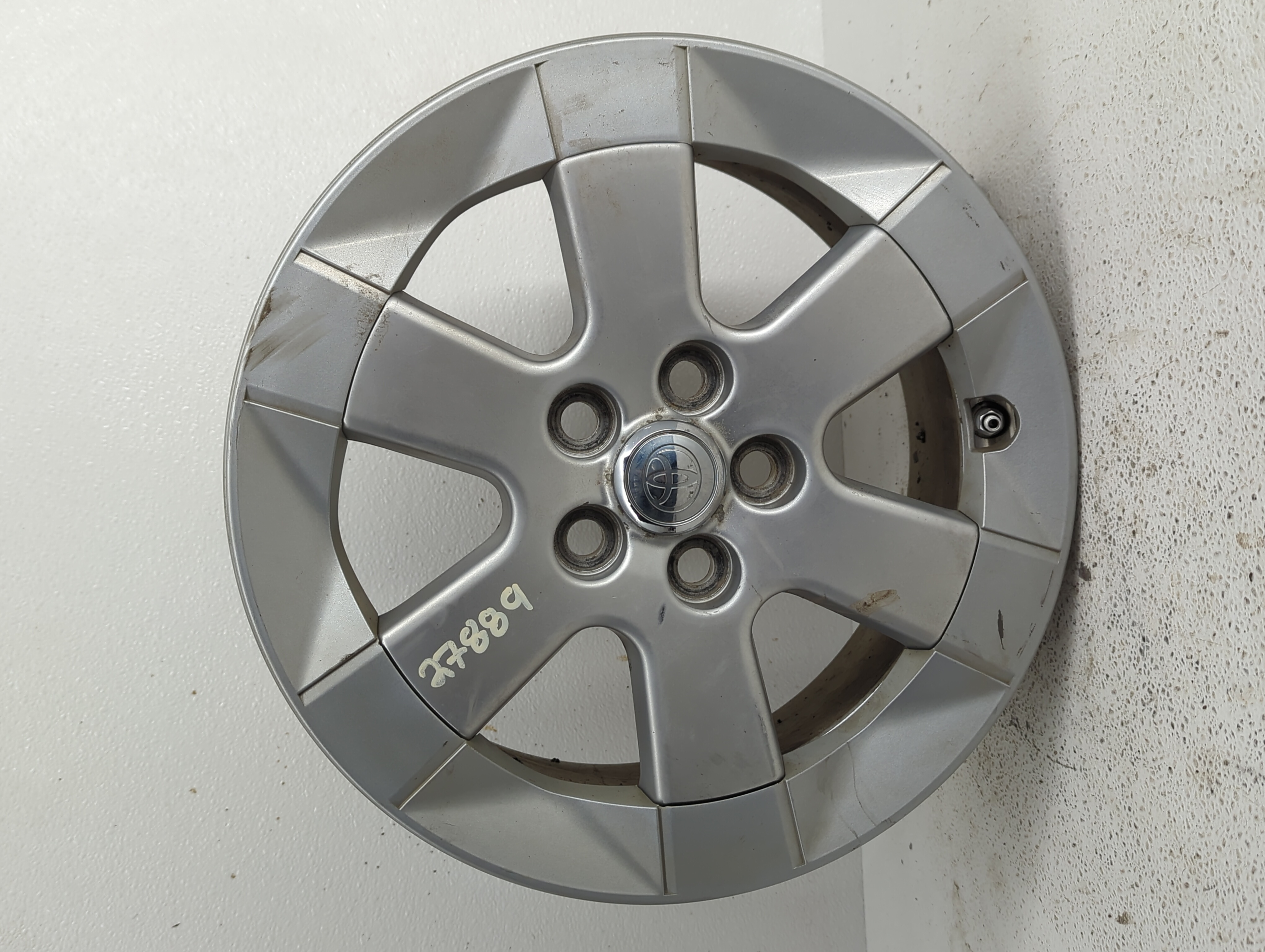 2004-2009 Toyota Prius Wheel Rim Oem 847804 - Oemusedautoparts1.com