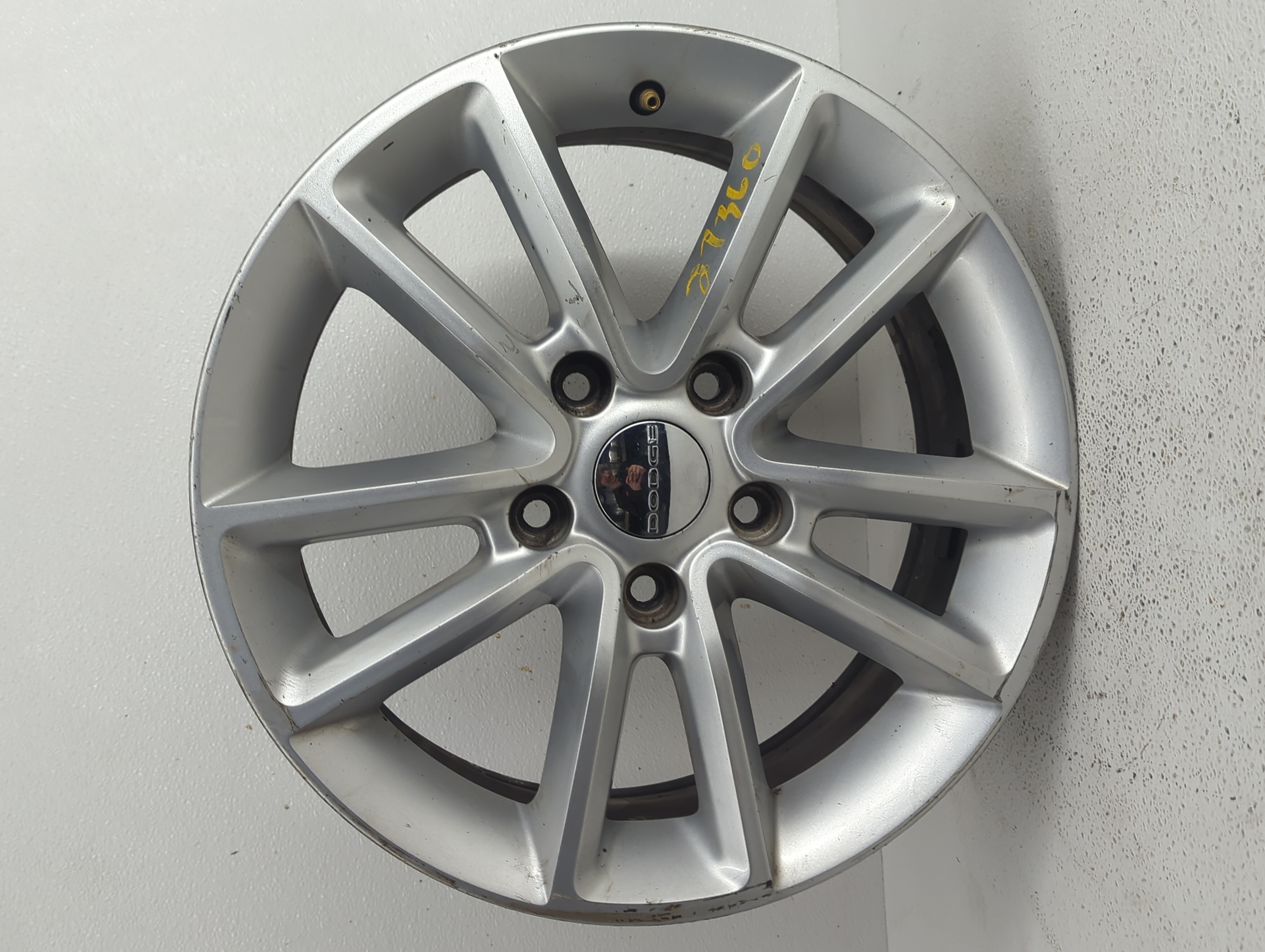Picture of 2013-2020 Dodge Grand Caravan Wheel Rim Oem 847974