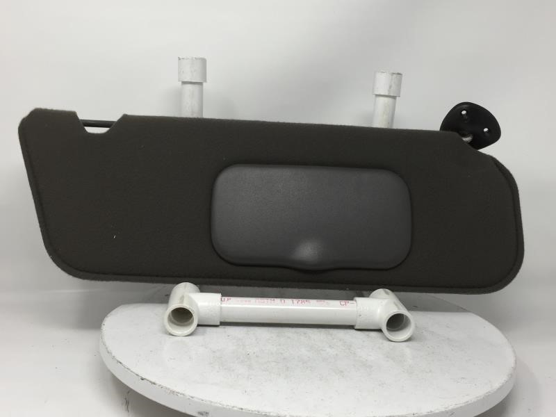 2002 Ford Explorer Passenger Right Sun Visor Sunvisor 8491 - Oemusedautoparts1.com