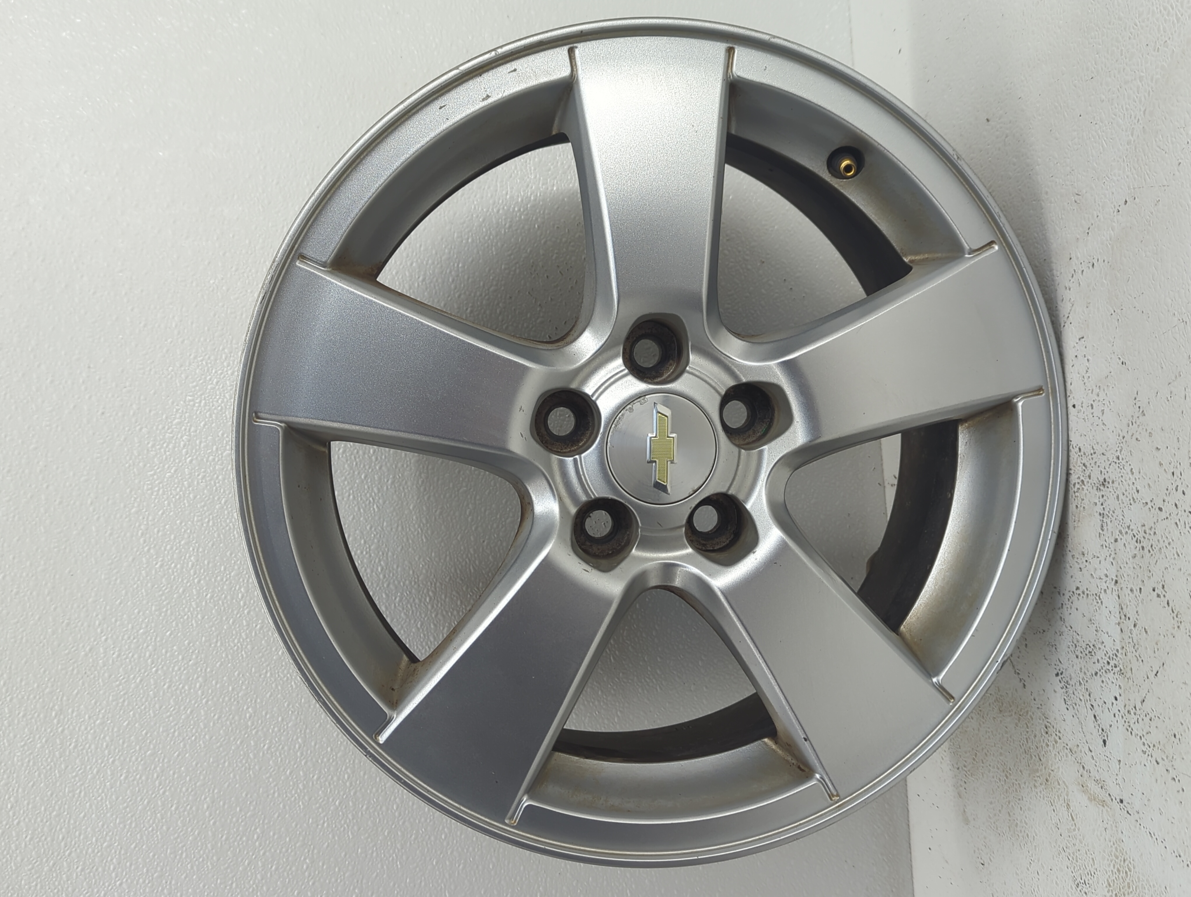 Picture of 2014-2016 Chevrolet Cruze Oem Wheel Rim 856100