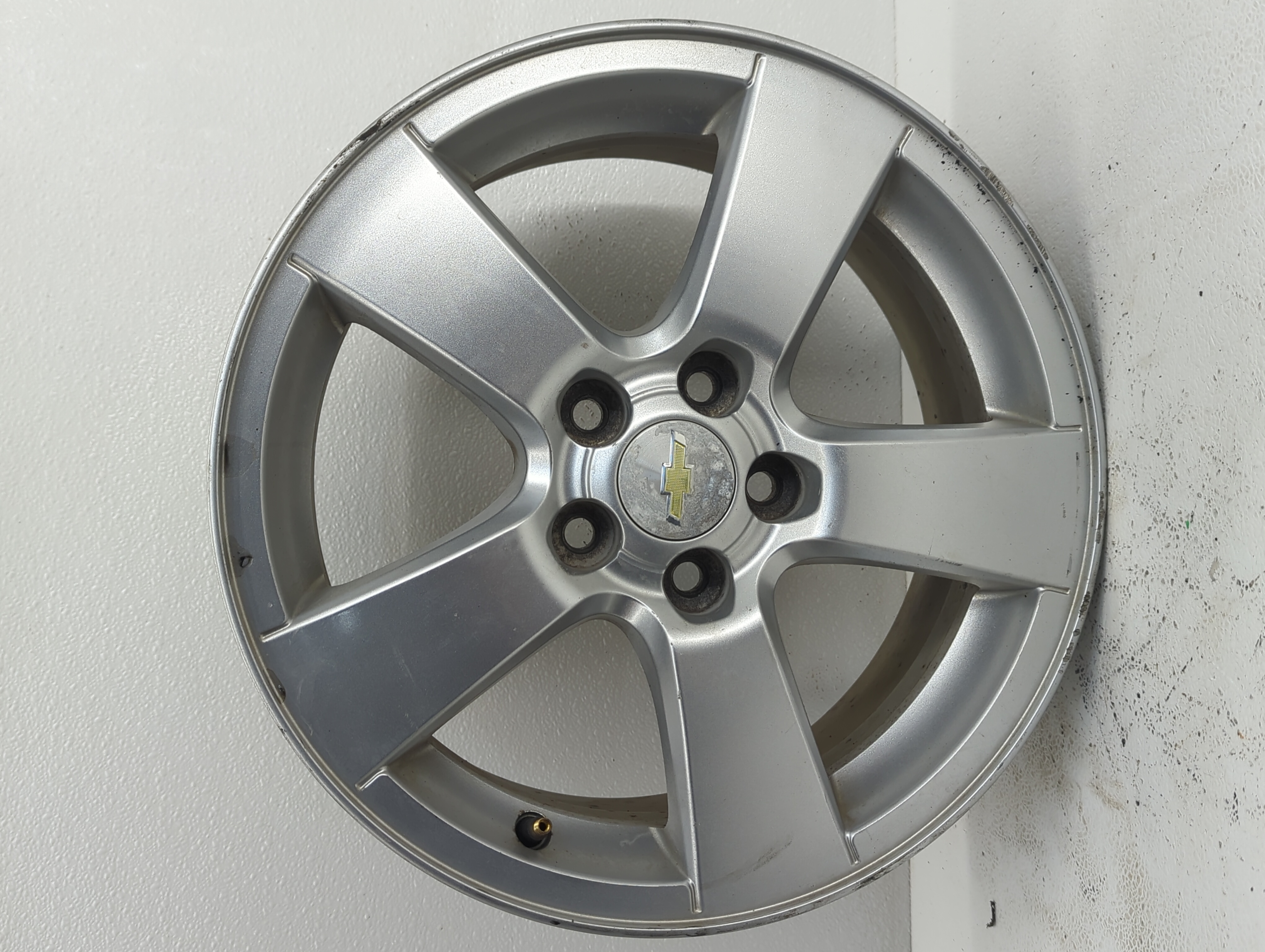 Picture of 2014-2016 Chevrolet Cruze Wheel Rim Oem 856101