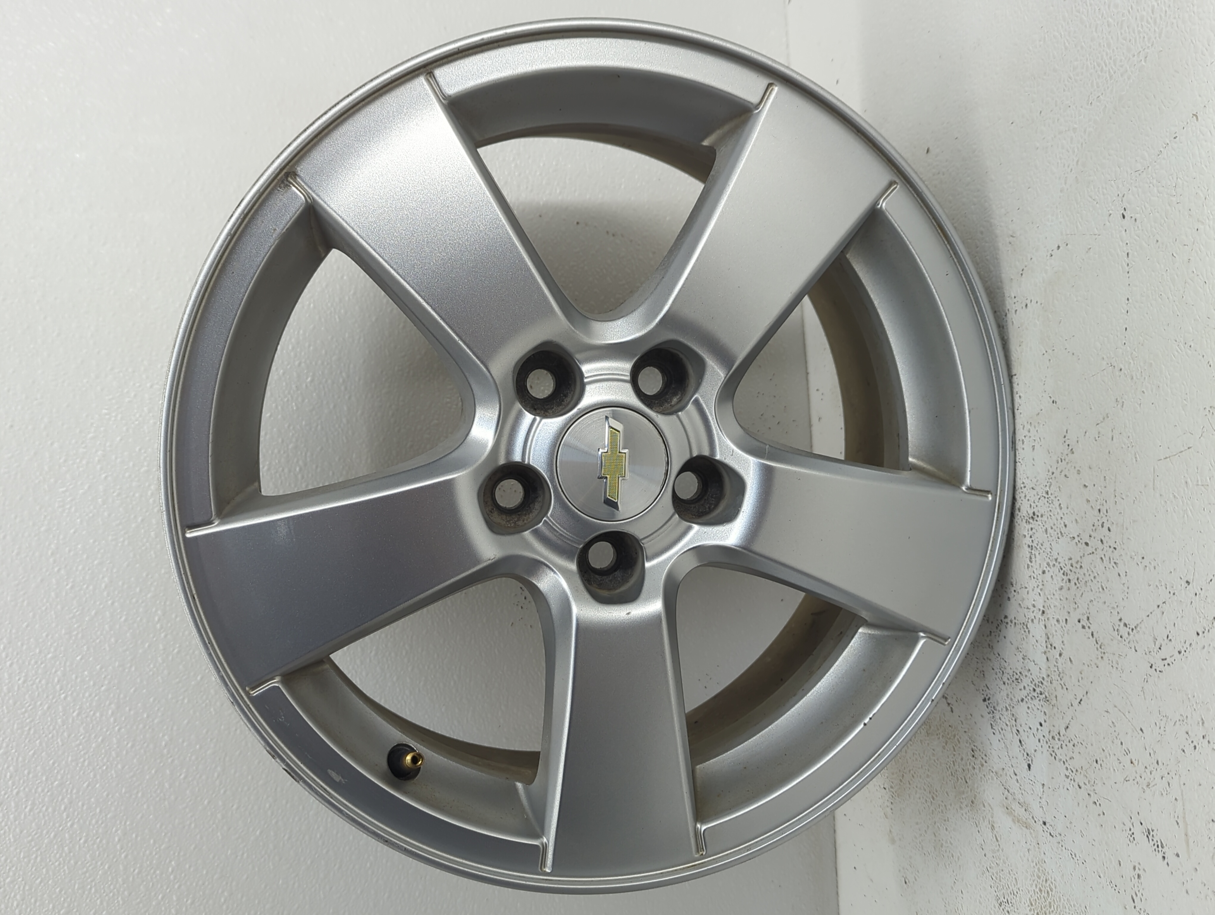 Picture of 2014-2016 Chevrolet Cruze Wheel Rim Oem 856104
