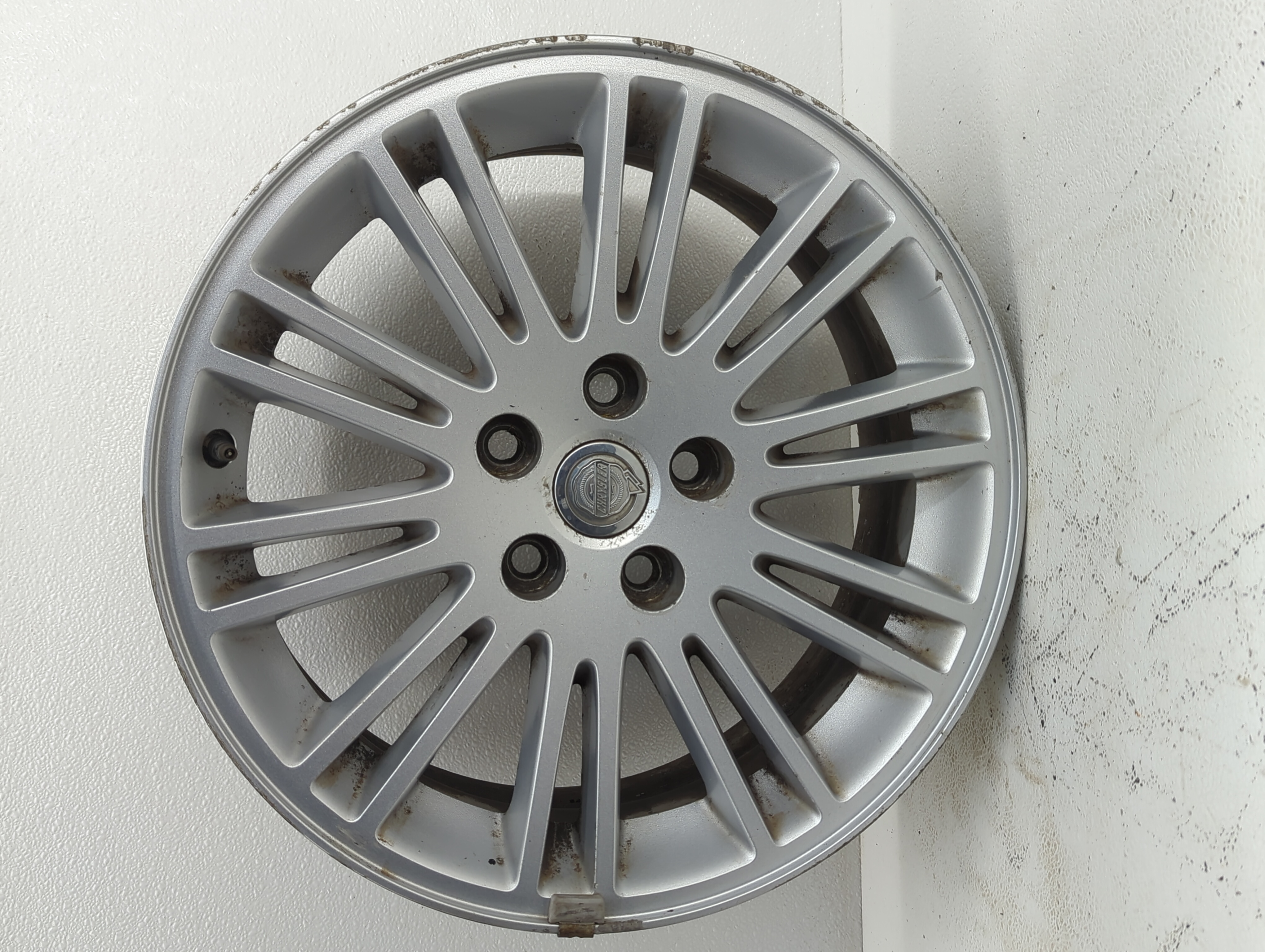 Picture of 2008-2010 Chrysler 300 Oem Wheel Rim 856211