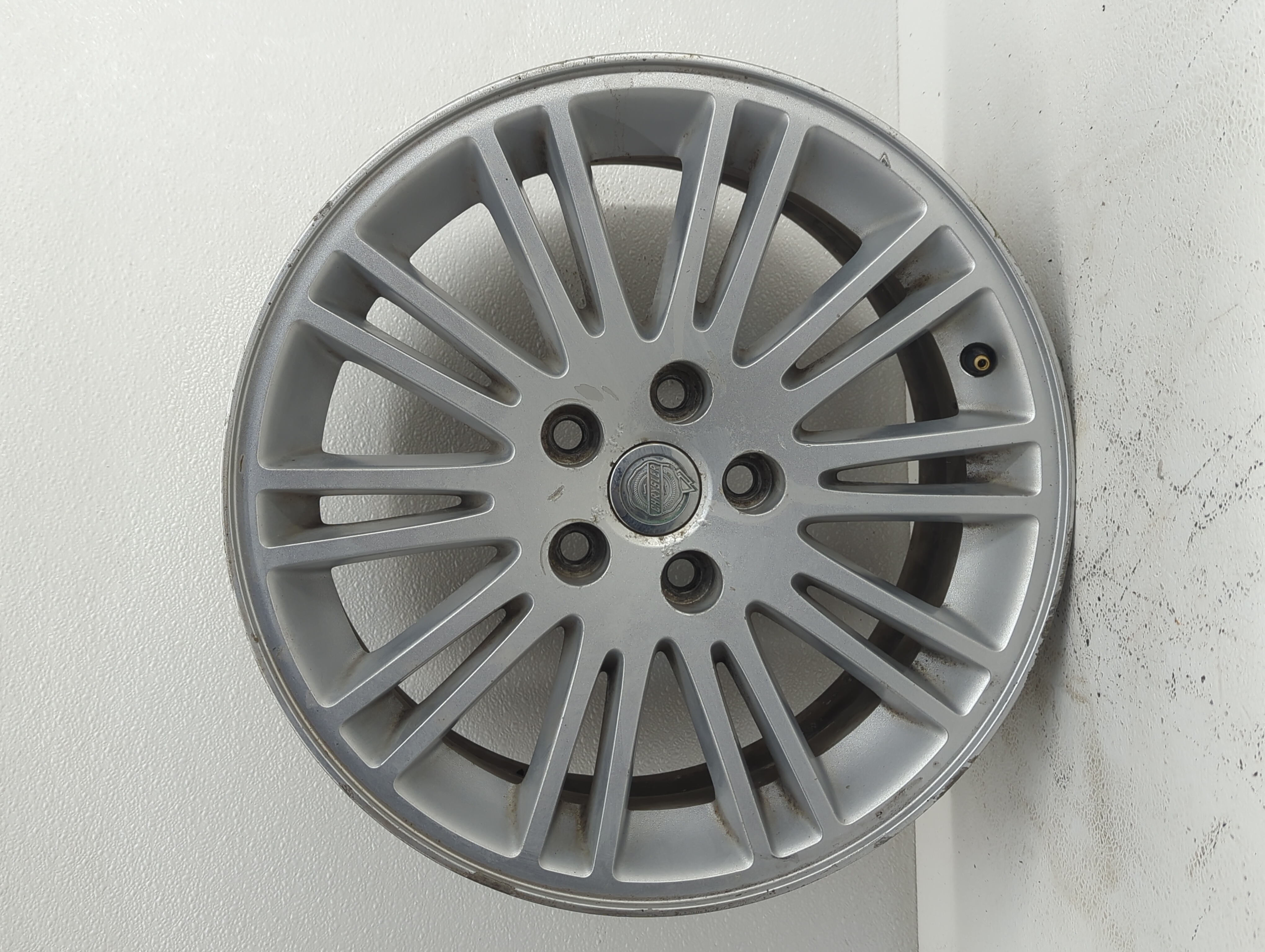 Picture of 2008-2010 Chrysler 300 Wheel Rim Oem 856213