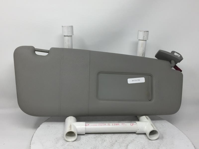 Picture of 2004 Bmw 530i Passenger Right Sun Visor Sunvisor 8630