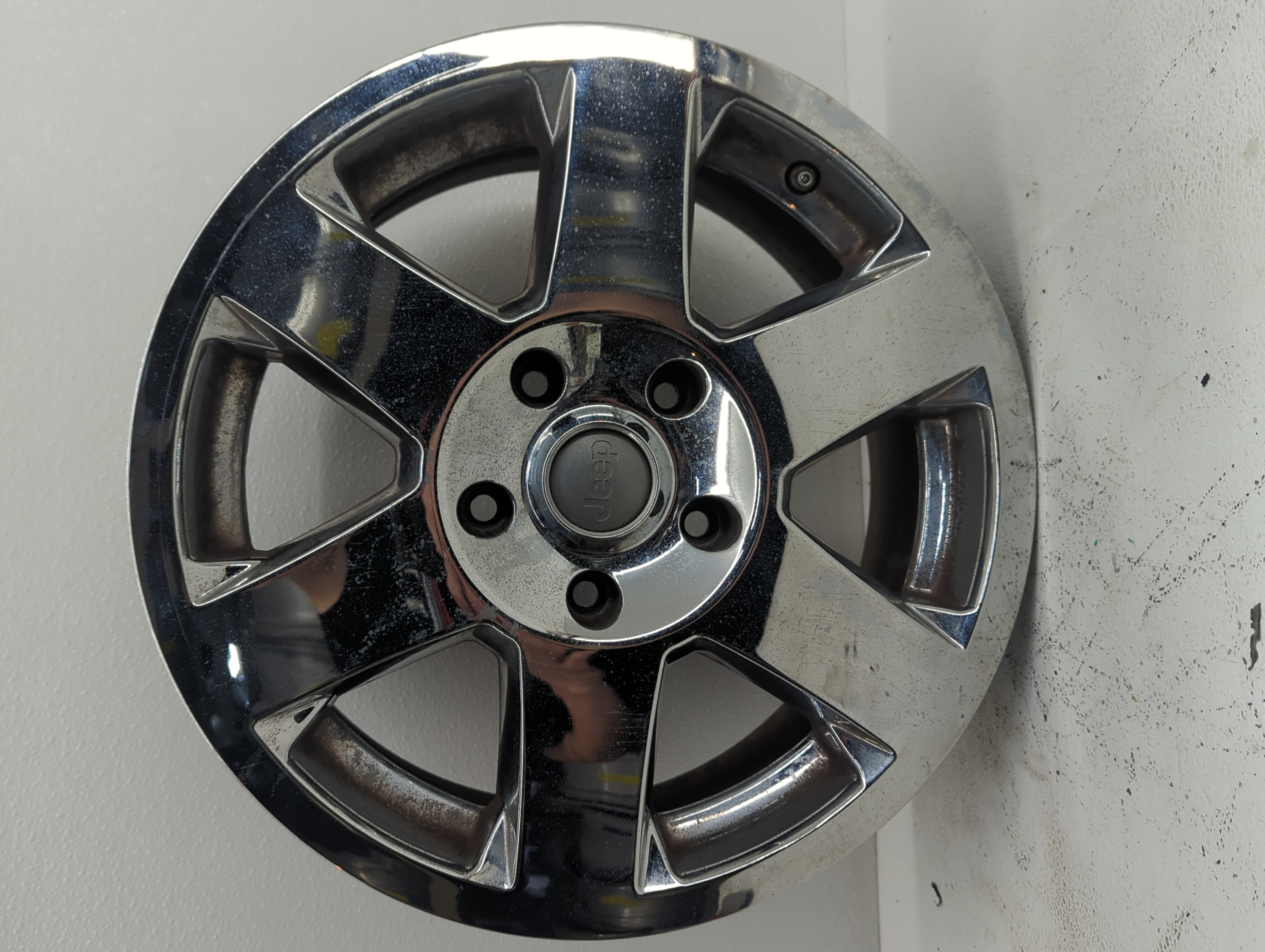 Picture of 2008-2010 Jeep Grand Cherokee Wheel Rim Oem 874451