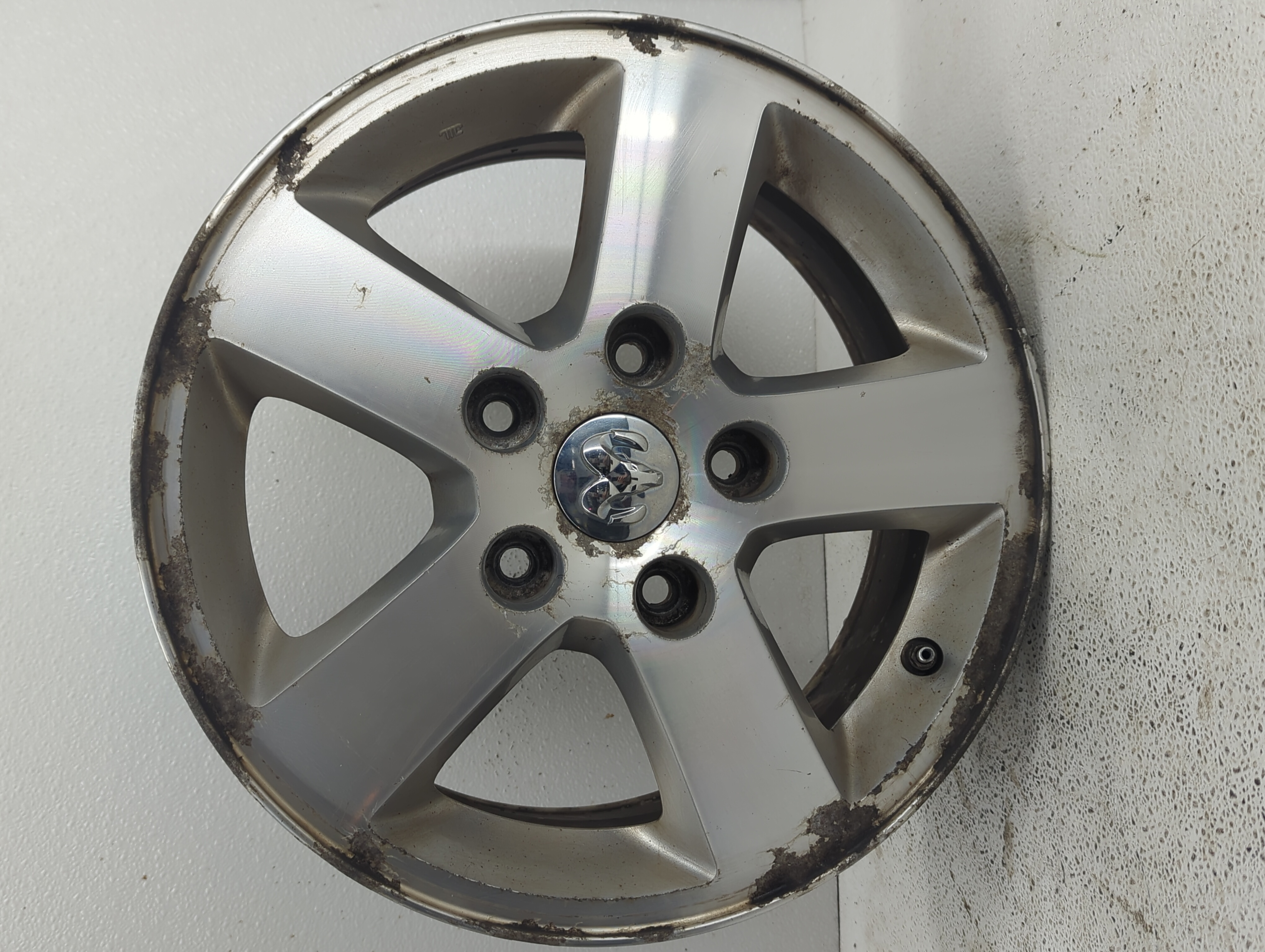 2008-2013 Dodge Grand Caravan Wheel Rim Oem 874569 - Oemusedautoparts1.com