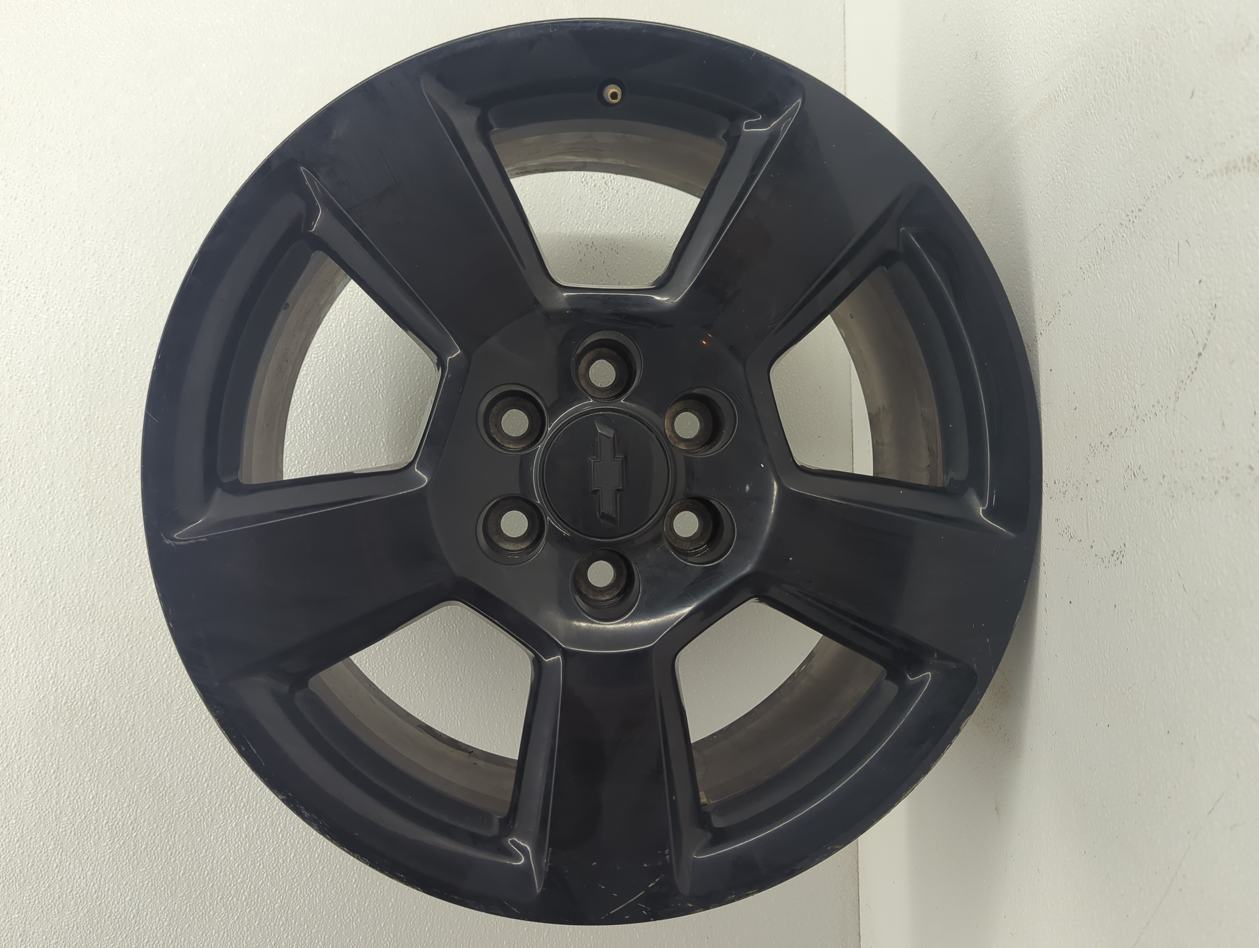 Chevrolet Suburban 1500 Wheel Rim Oem 880673 - Oemusedautoparts1.com