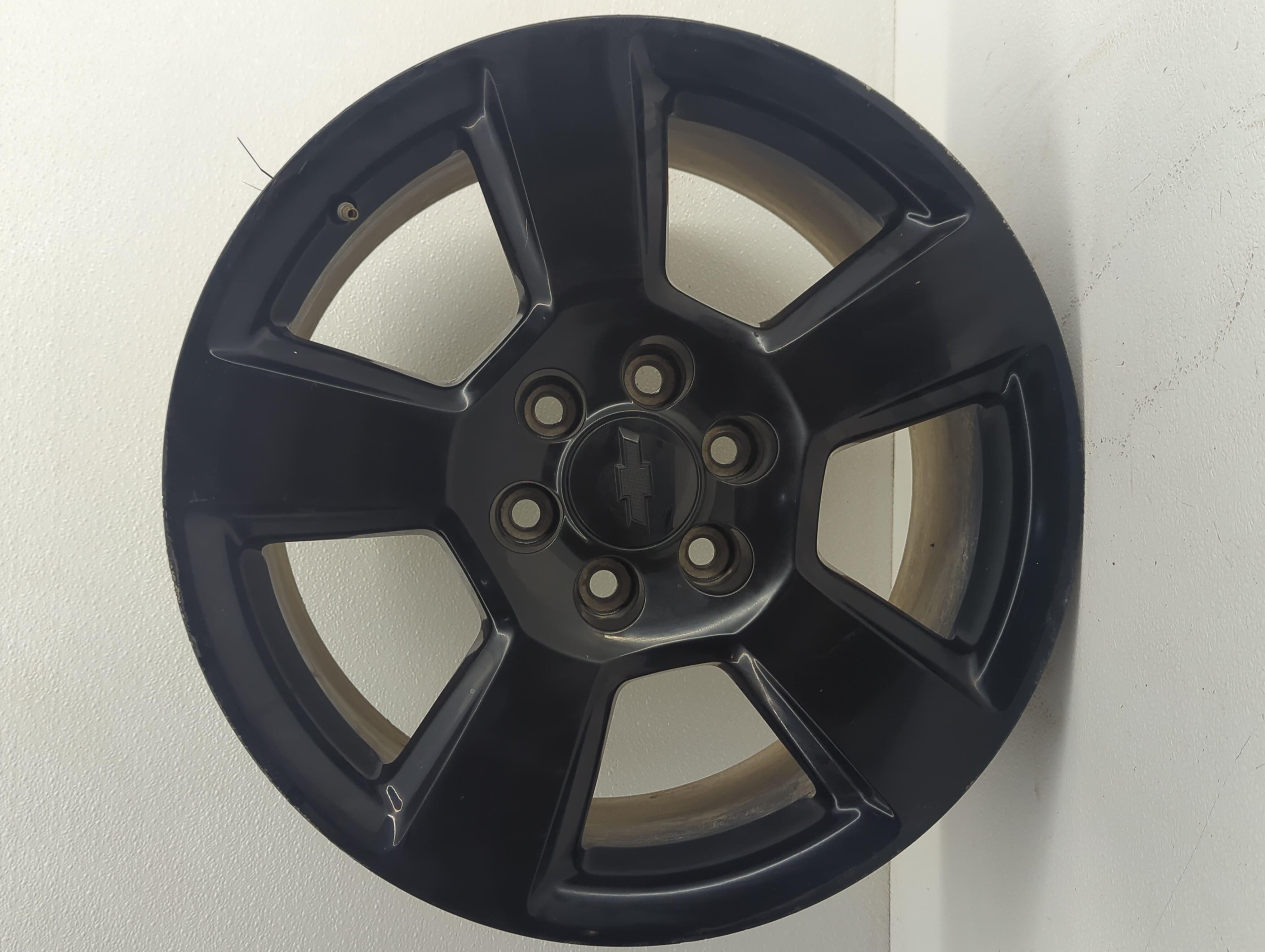 Chevrolet Suburban 1500 Wheel Rim Oem 880674 - Oemusedautoparts1.com