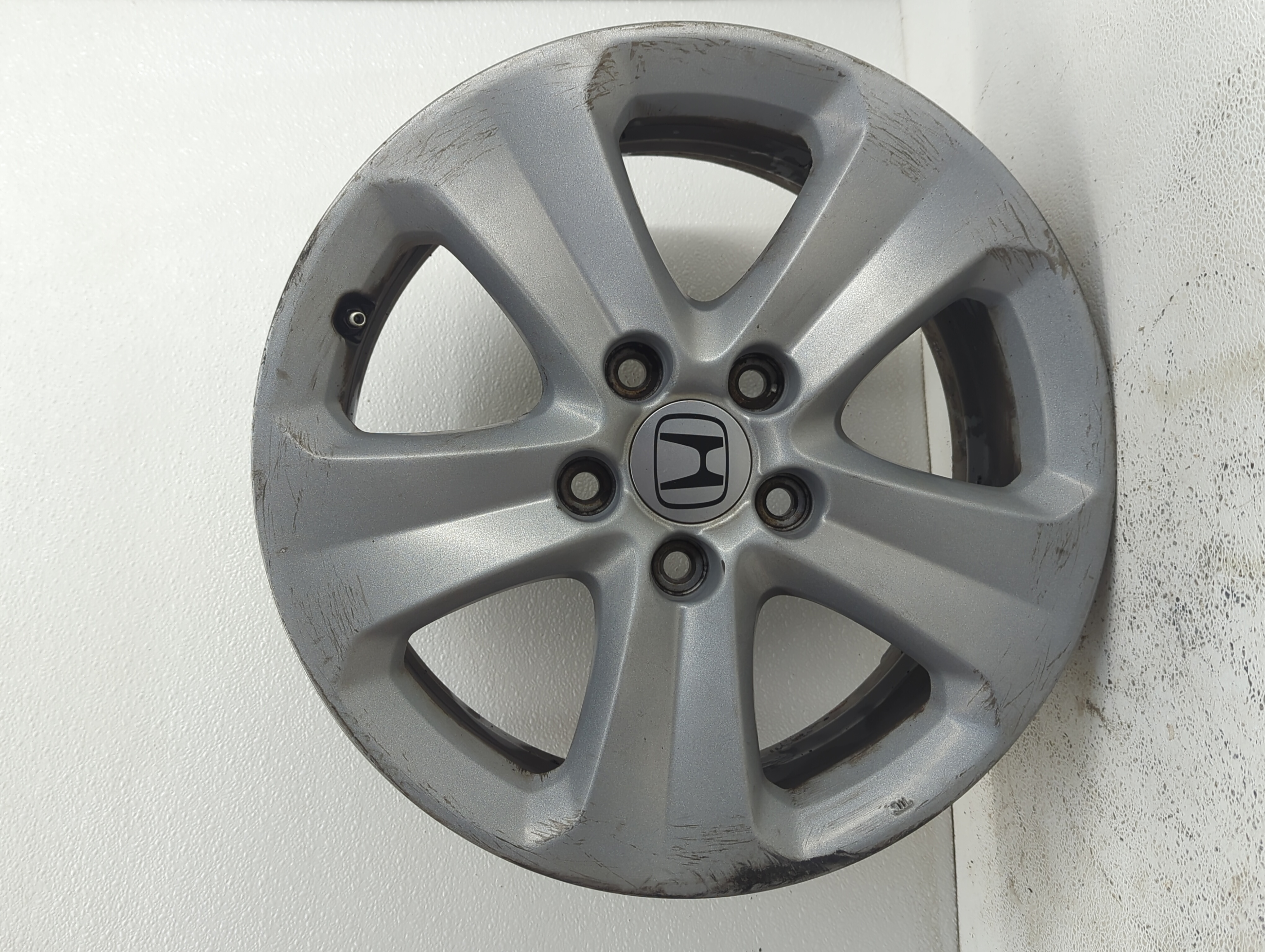 Picture of 2008-2010 Honda Odyssey Wheel Rim Oem 883335
