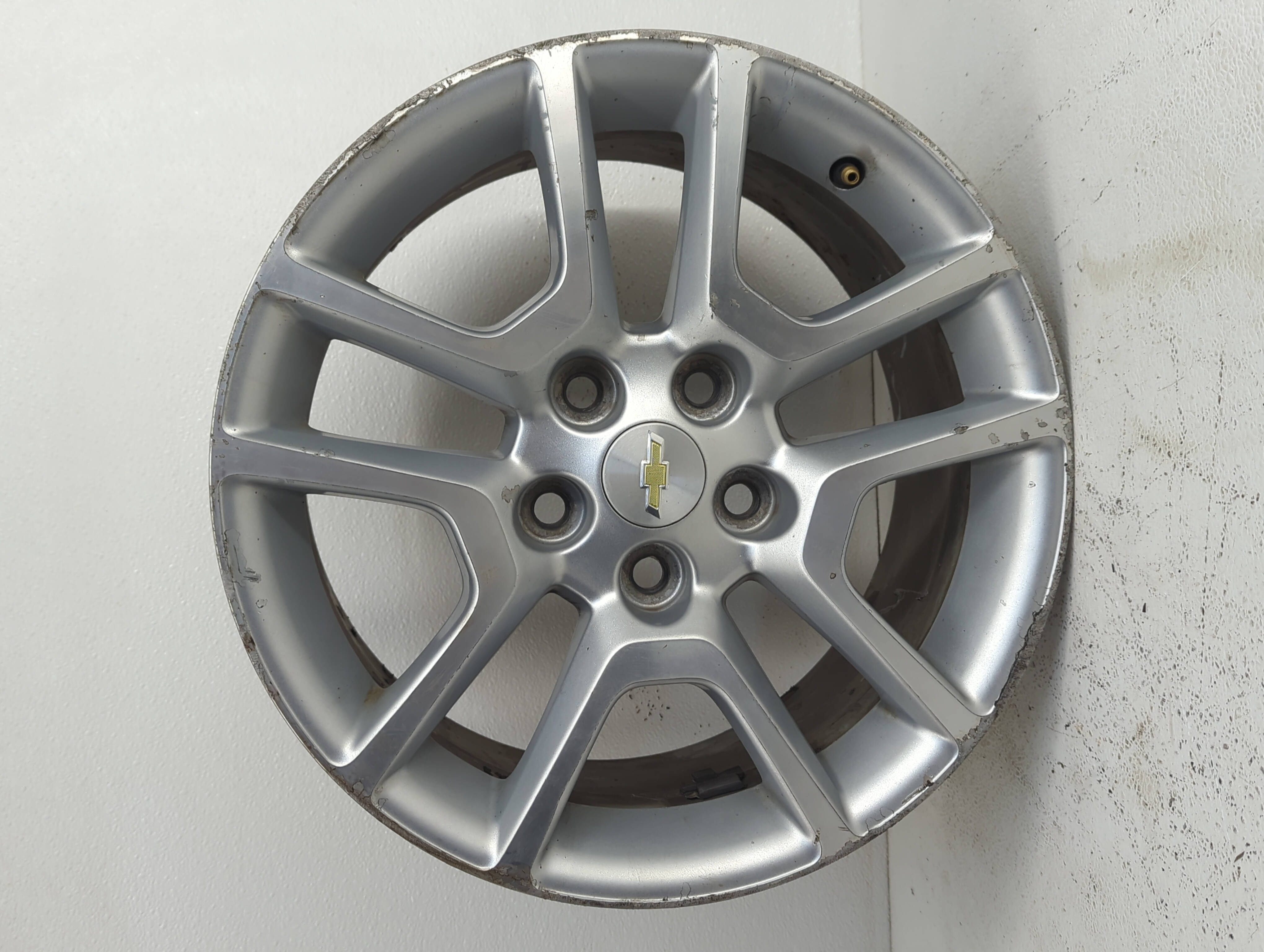 Picture of 2013-2014 Chevrolet Malibu Oem Wheel Rim 883415