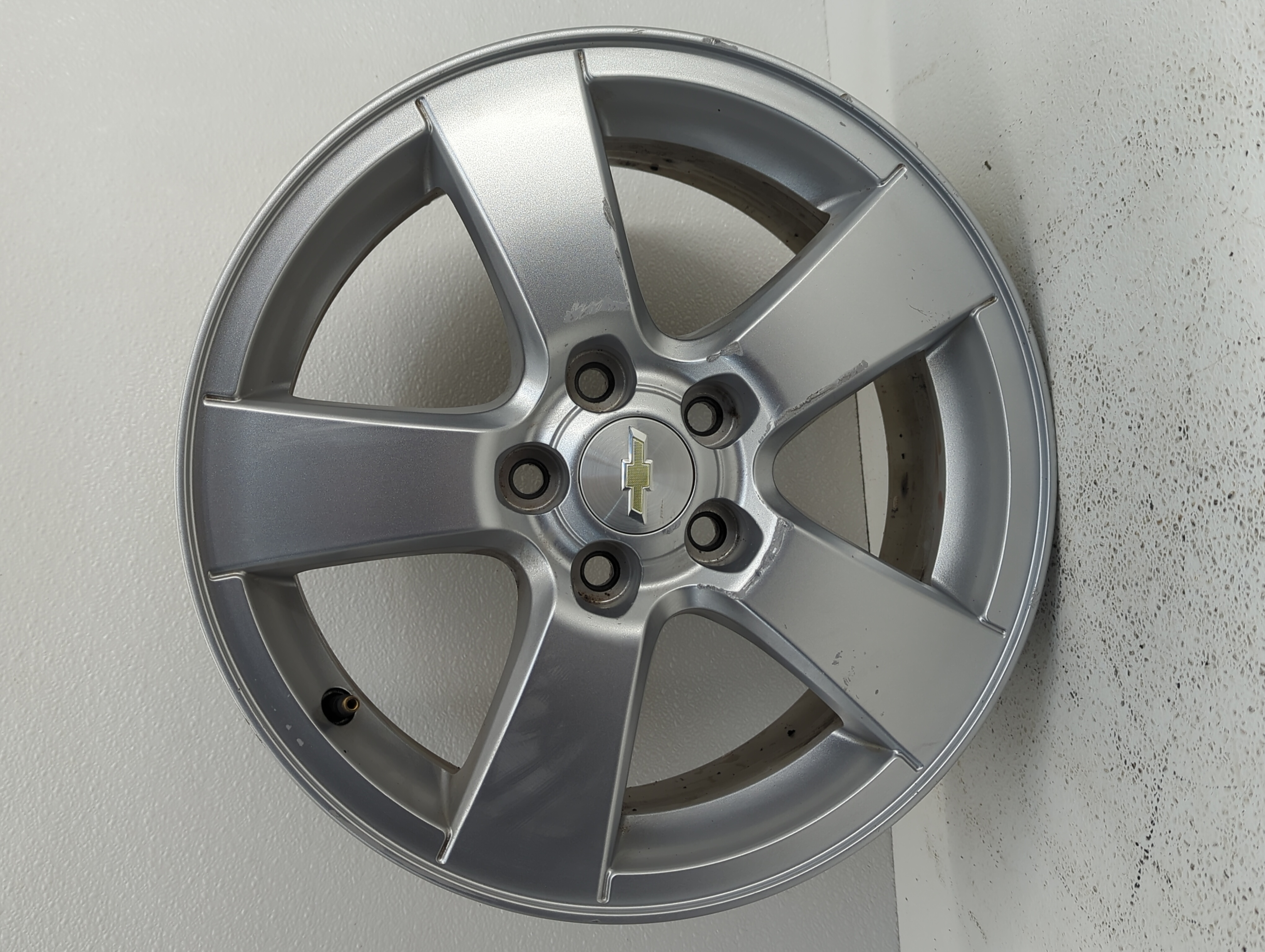 Picture of 2014-2016 Chevrolet Cruze Wheel Rim Oem 888410
