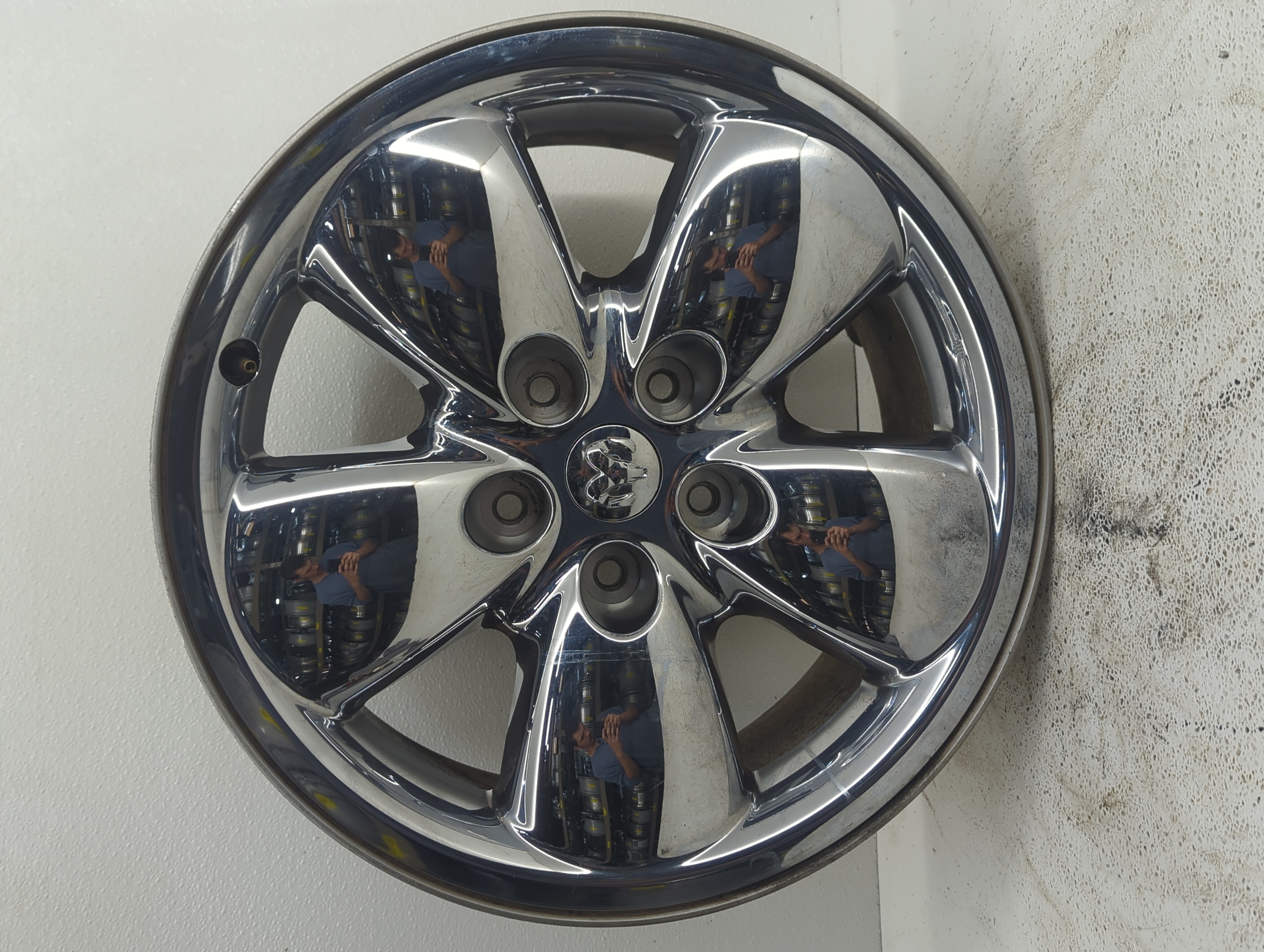 Picture of 2002-2005 Dodge Ram 1500 Wheel Rim Oem 890932