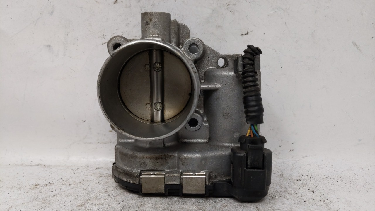 Picture of 2013-2016 Ford Escape Throttle Body 89533